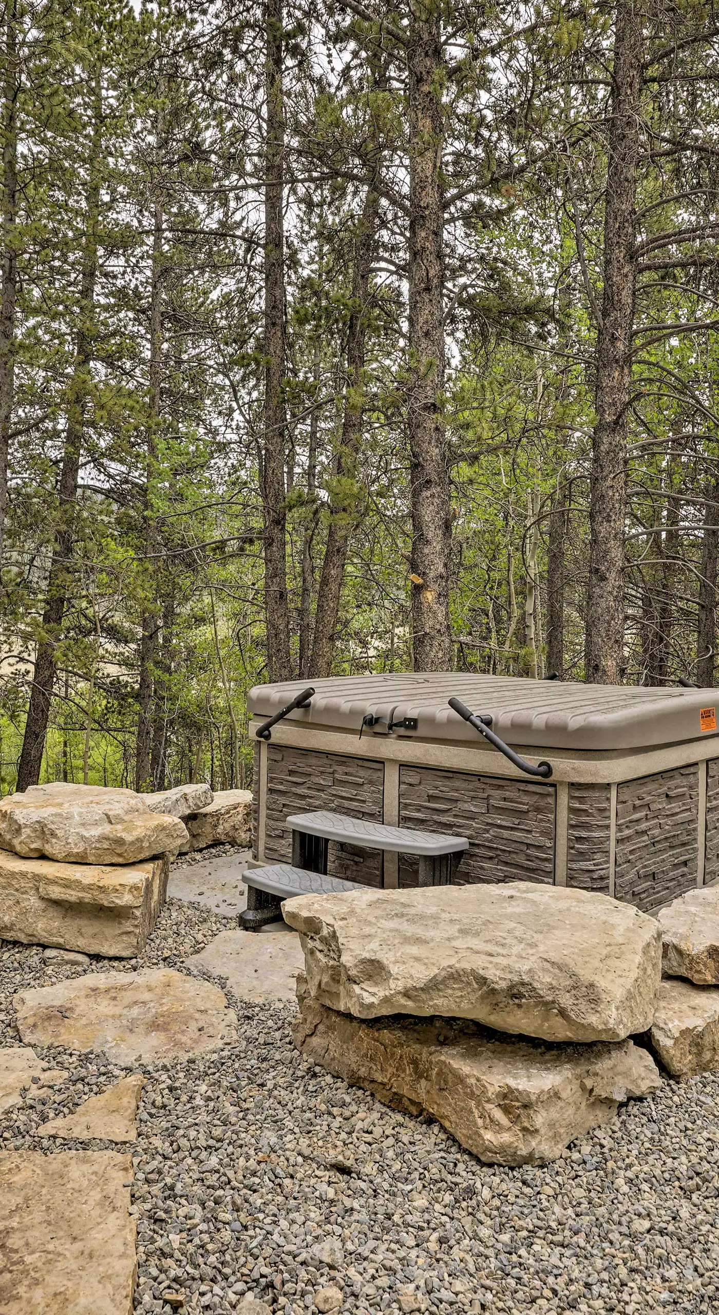 Rocky Mountain Alma Cabin with Deck & Hot Tub!