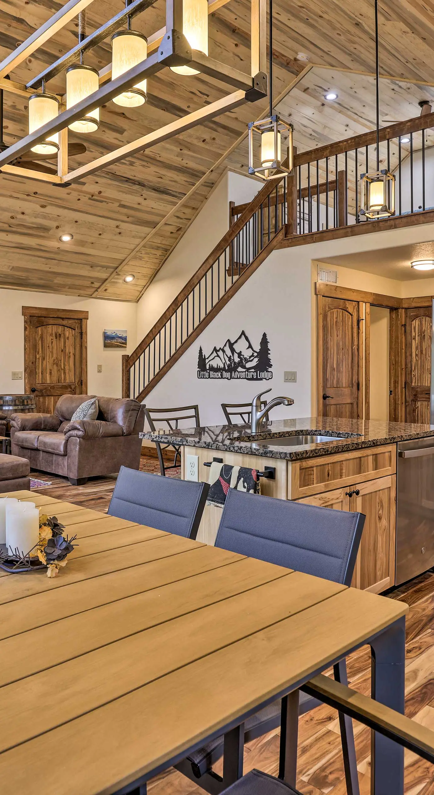 Rocky Mountain Alma Cabin with Deck & Hot Tub!