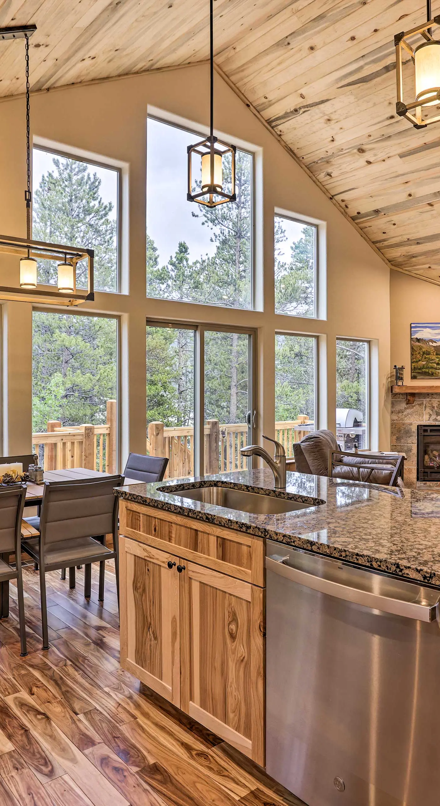 Rocky Mountain Alma Cabin with Deck & Hot Tub!
