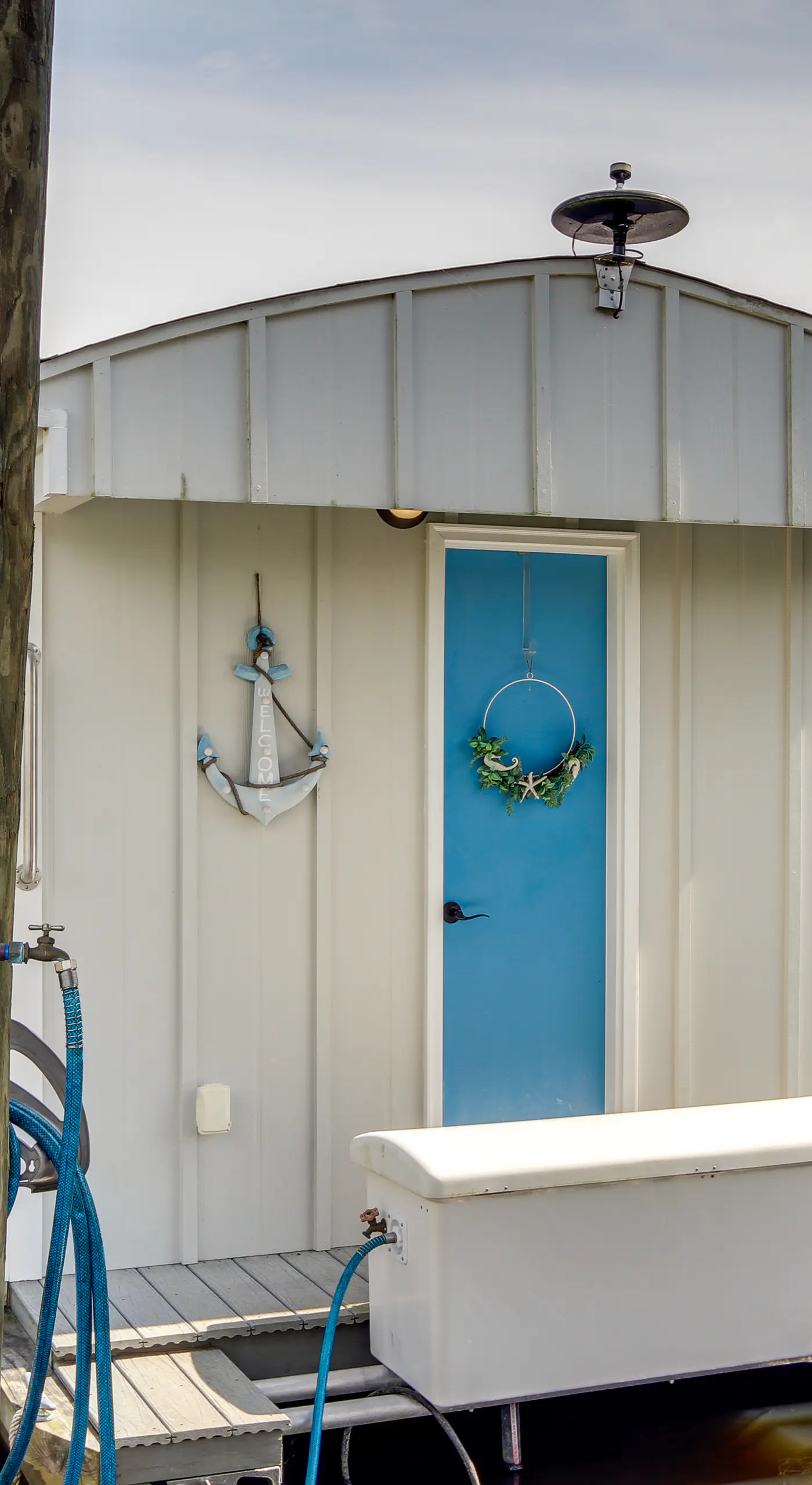 Bay St Louis Houseboat 6 Mi to Old Town & Beach!
