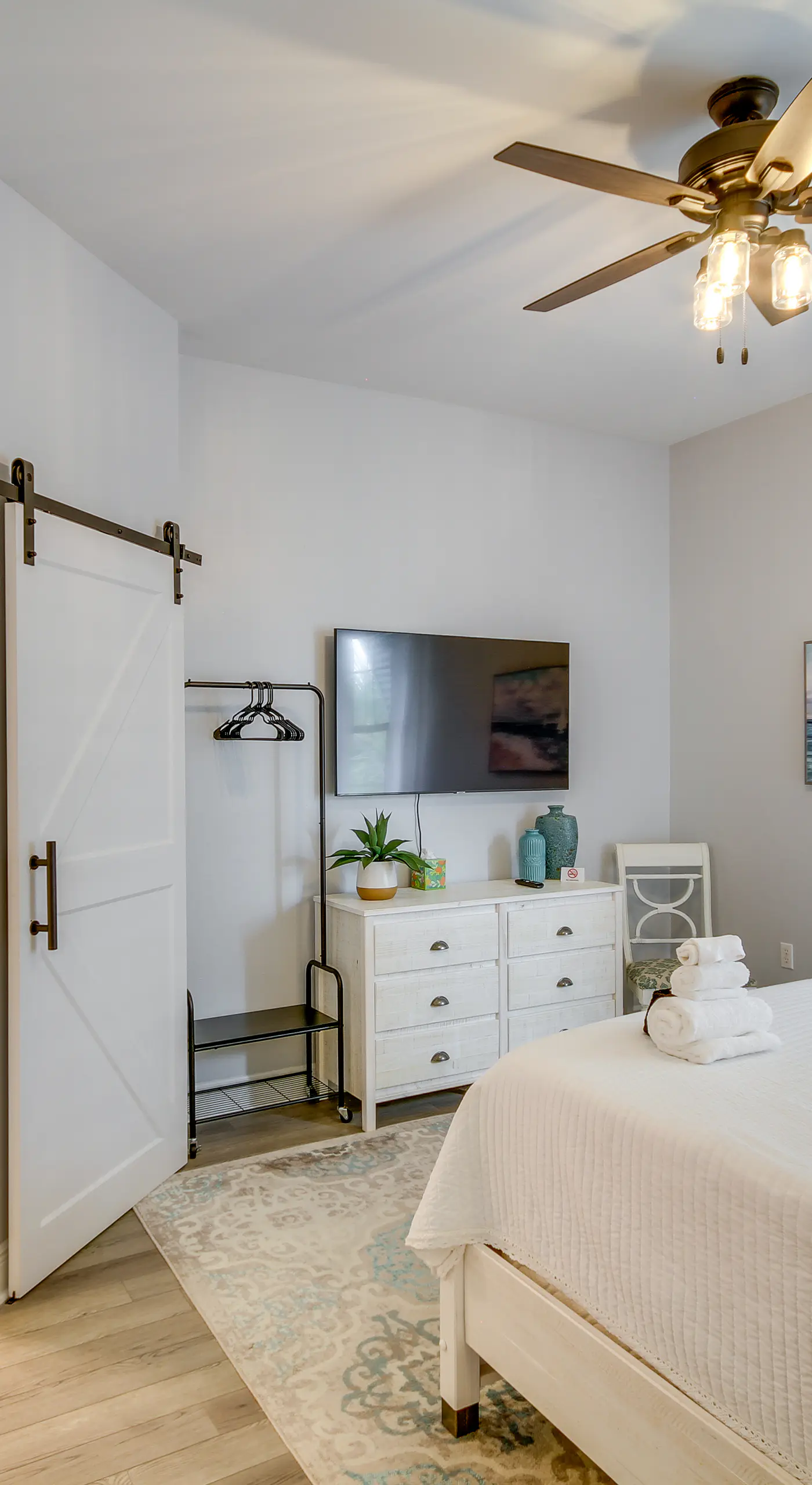 'Cloud 9 on the Gulf', 1 Mi to Beach: Pet Friendly