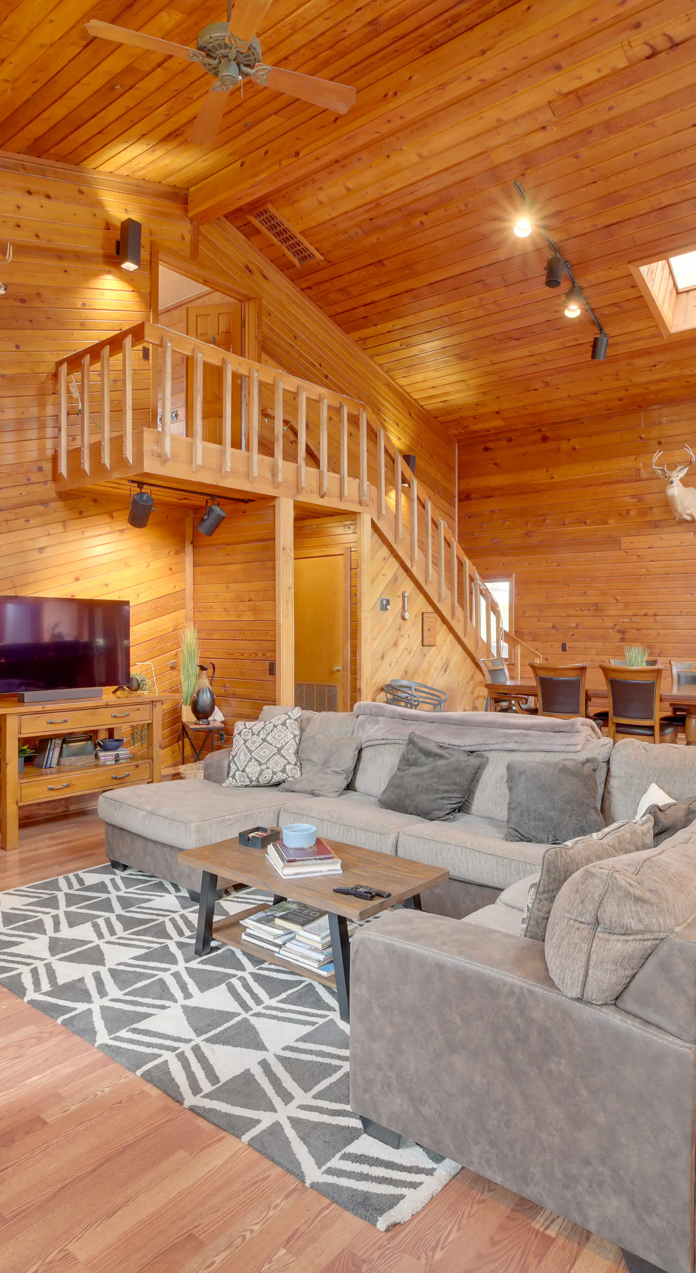 Lake Eufaula Cabin w/ Dock at Nine Marina