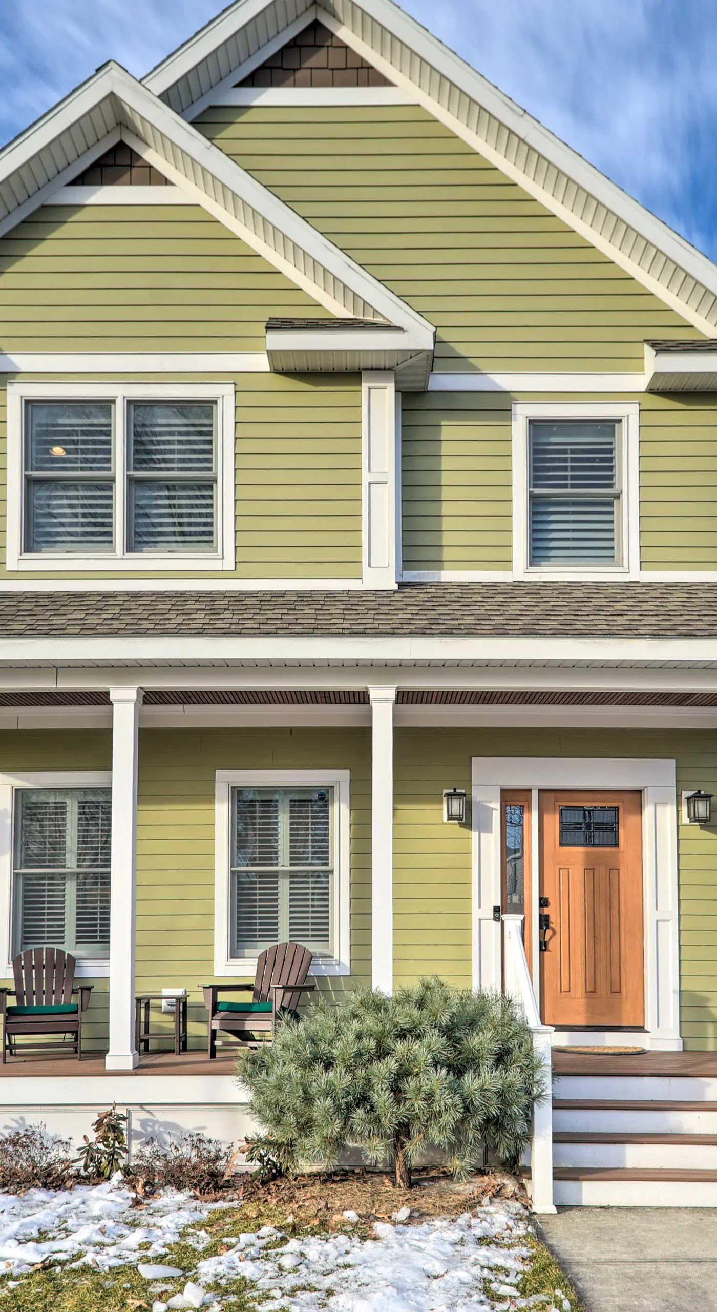 Stunning House w/ Deck, Game Room & Home Gym!