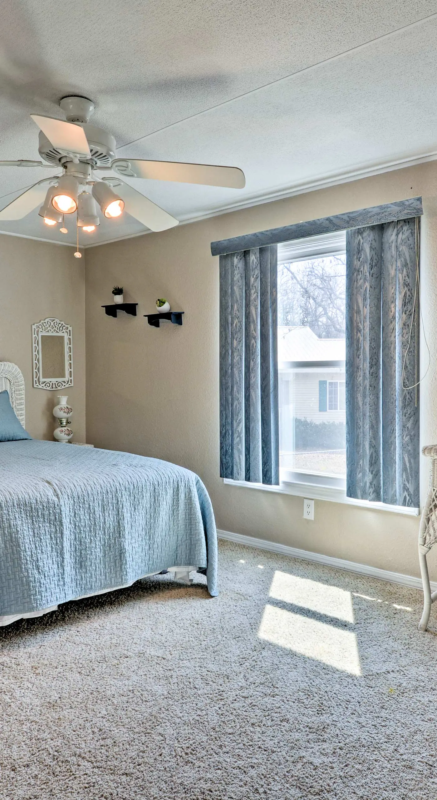Hot Tub & Deck: Tranquil Home Near Grand Lake