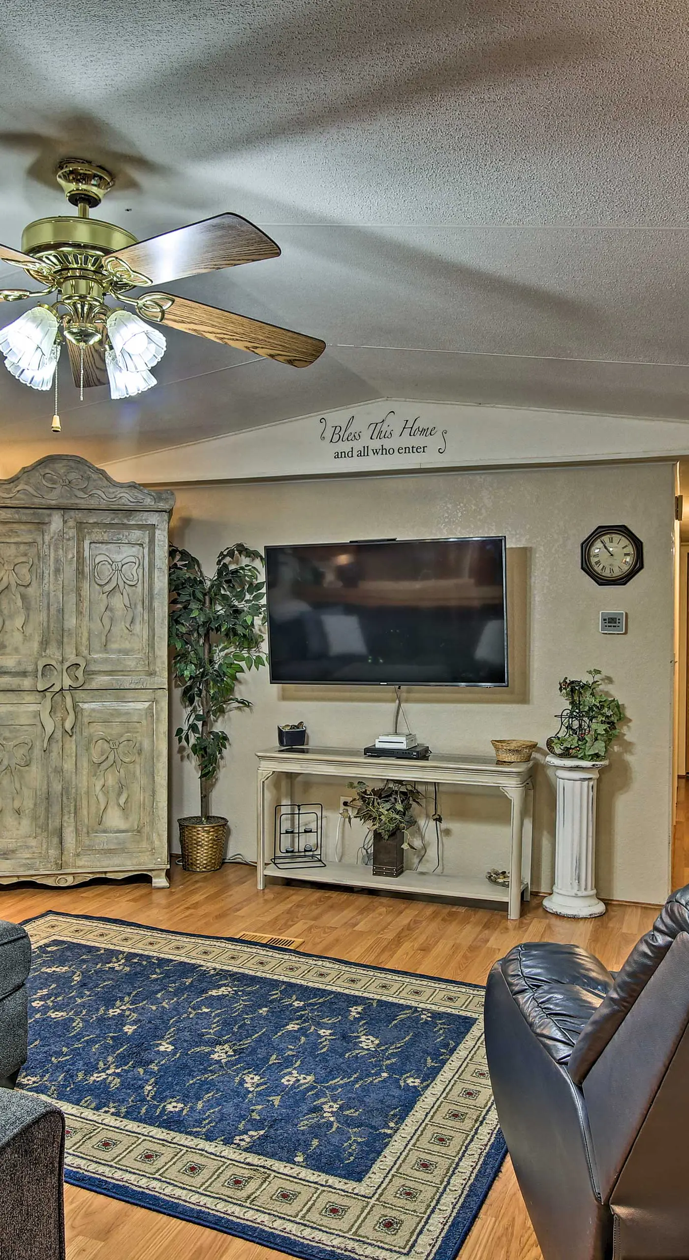 Hot Tub & Deck: Tranquil Home Near Grand Lake