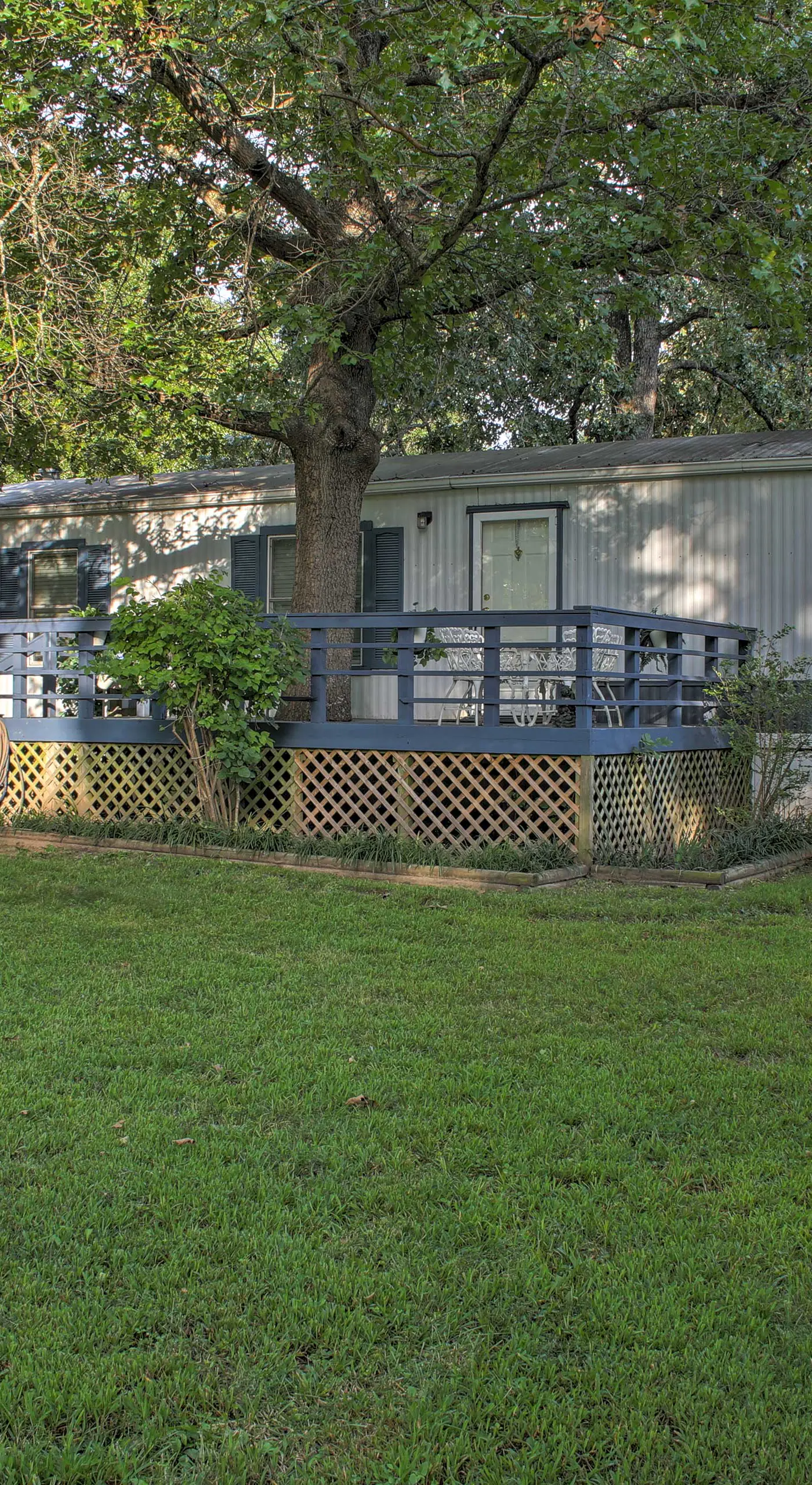 Hot Tub & Deck: Tranquil Home Near Grand Lake