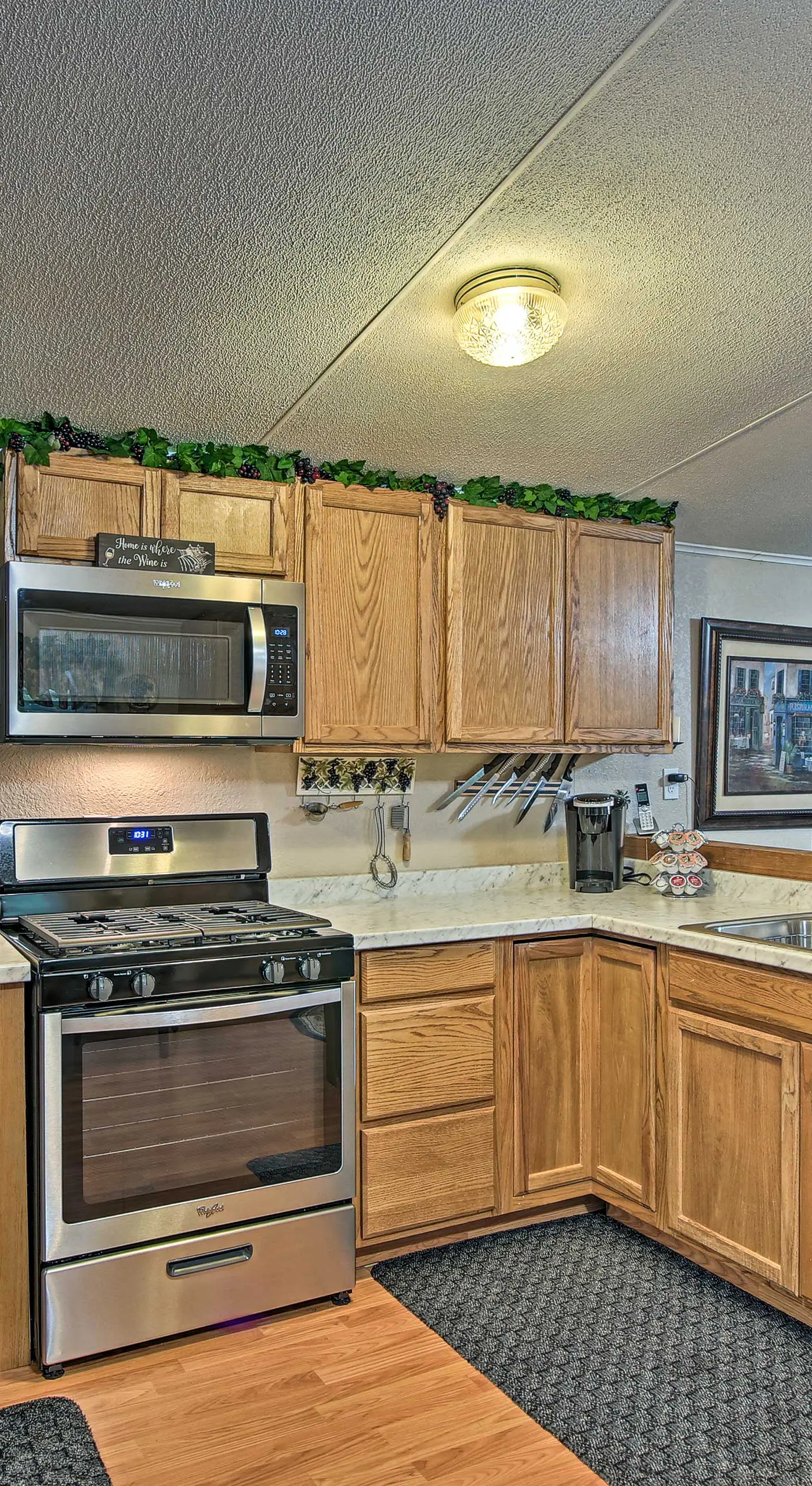 Hot Tub & Deck: Tranquil Home Near Grand Lake