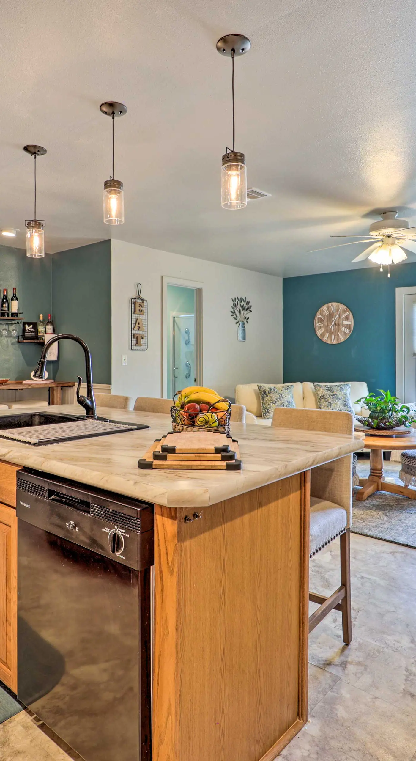 Pool & Outdoor Kitchen: Grand Lake Getaway!