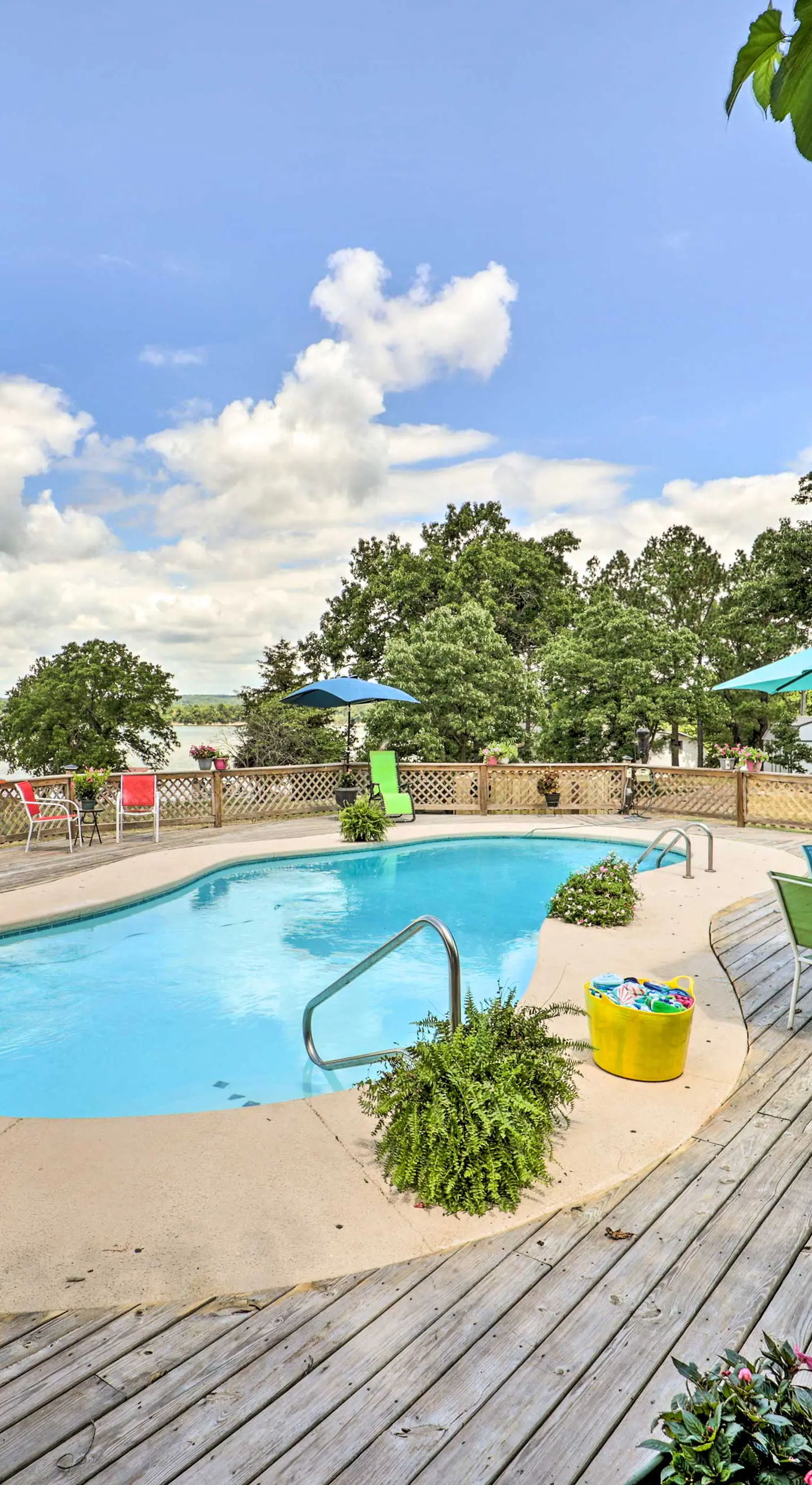 Pool & Outdoor Kitchen: Grand Lake Getaway!