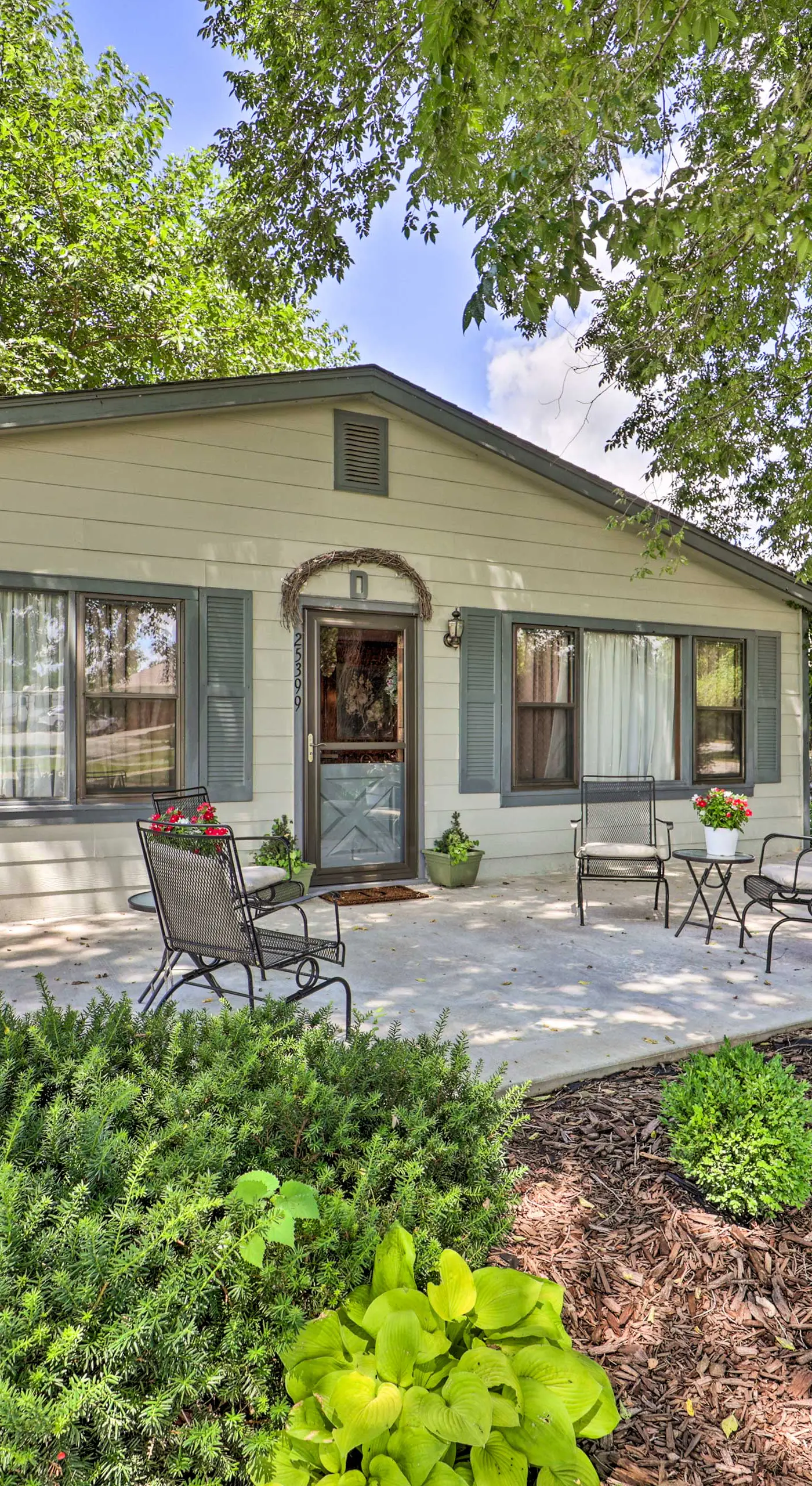 Pool & Outdoor Kitchen: Grand Lake Getaway!