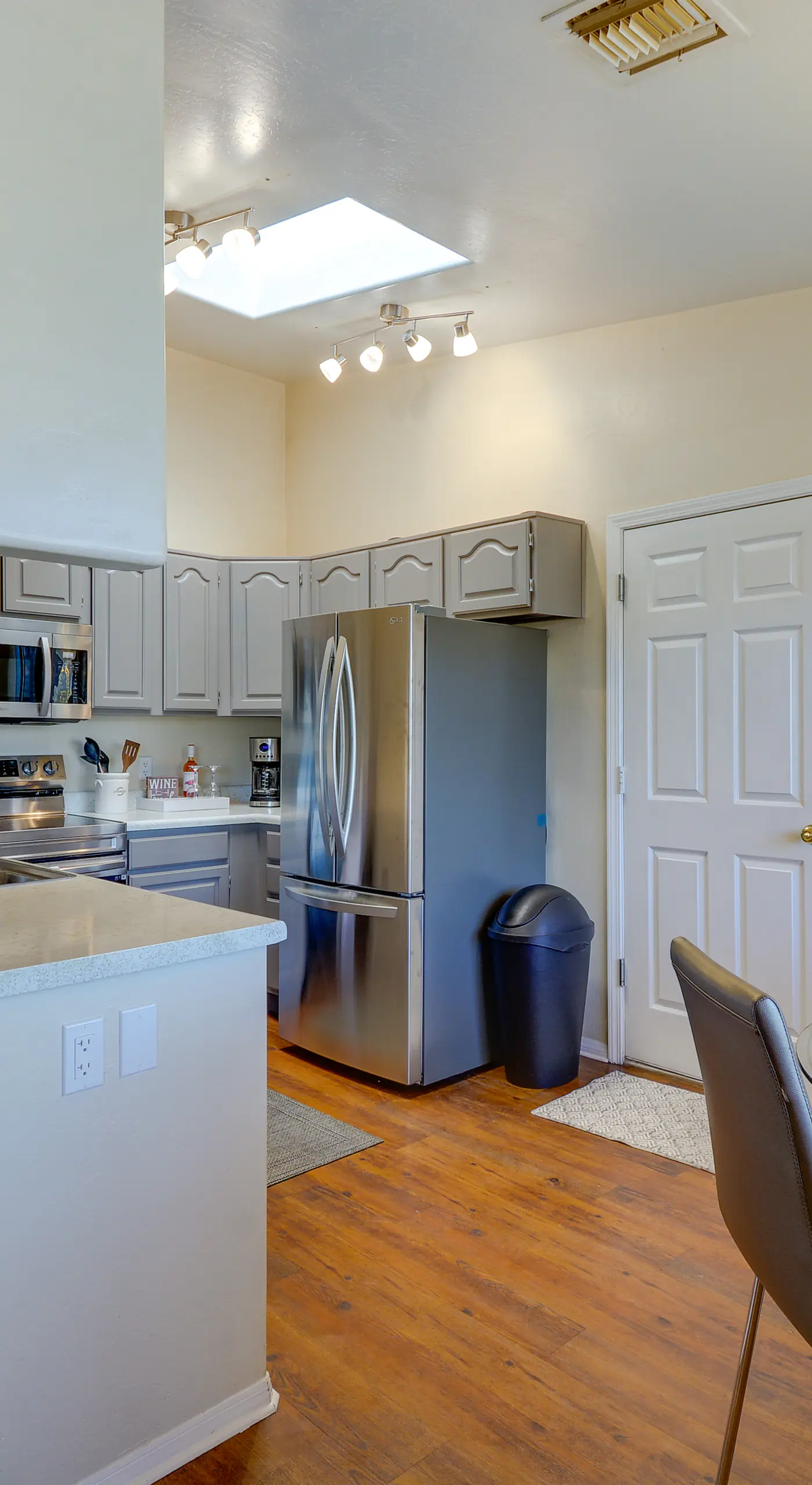 Hot Tub & Fire Pit: Prescott Valley Retreat!