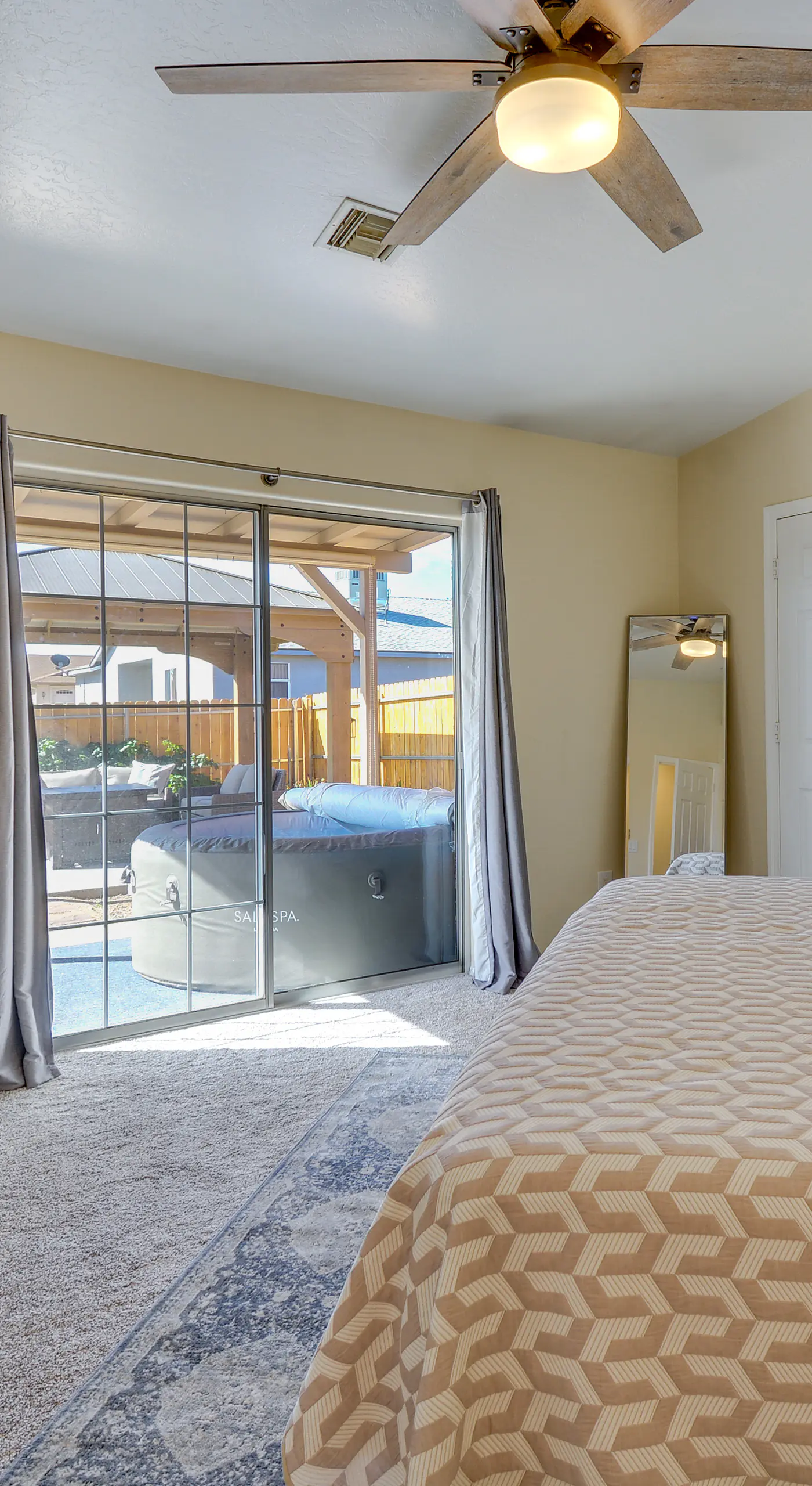 Hot Tub & Fire Pit: Prescott Valley Retreat!