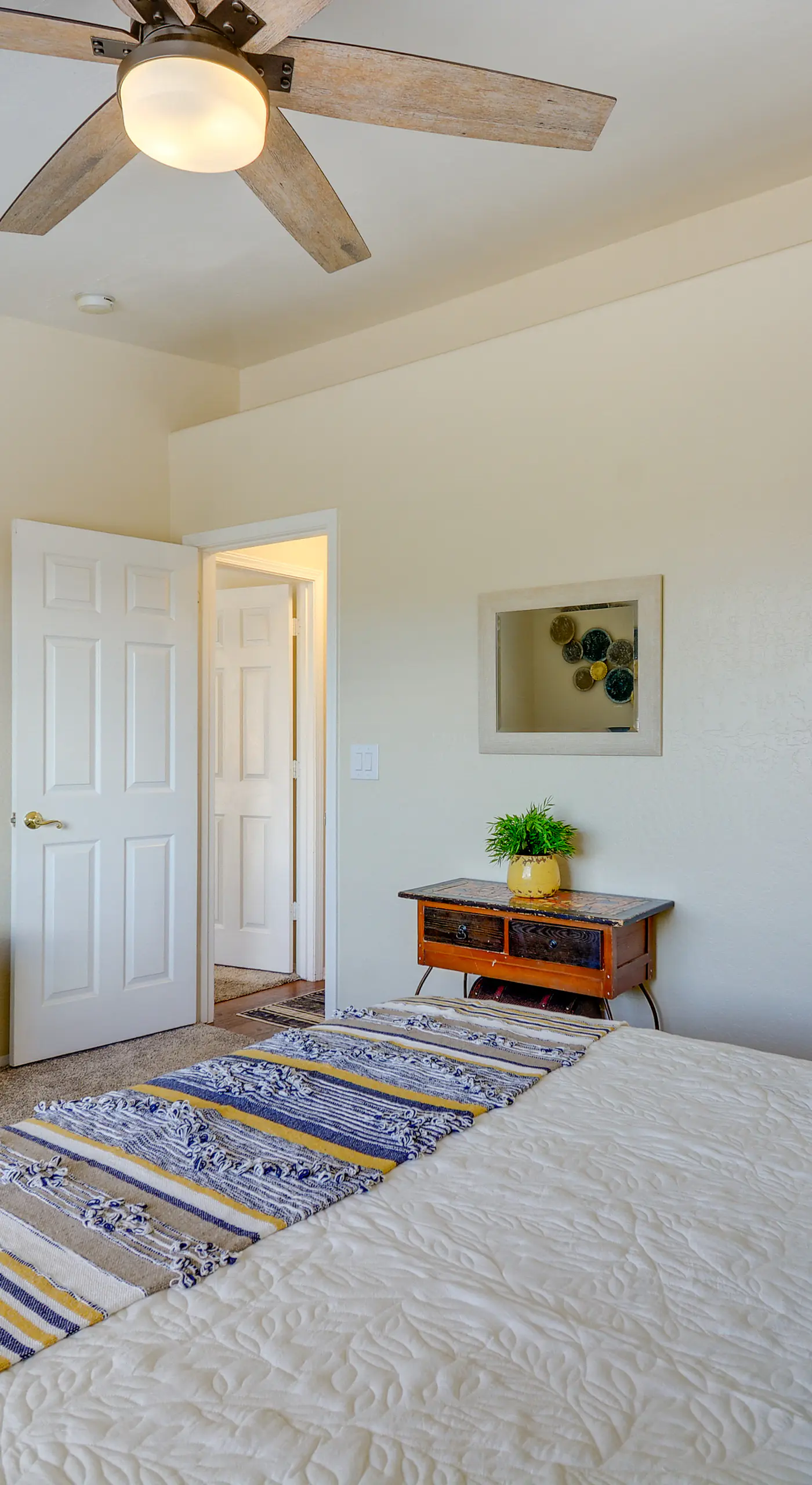 Hot Tub & Fire Pit: Prescott Valley Retreat!