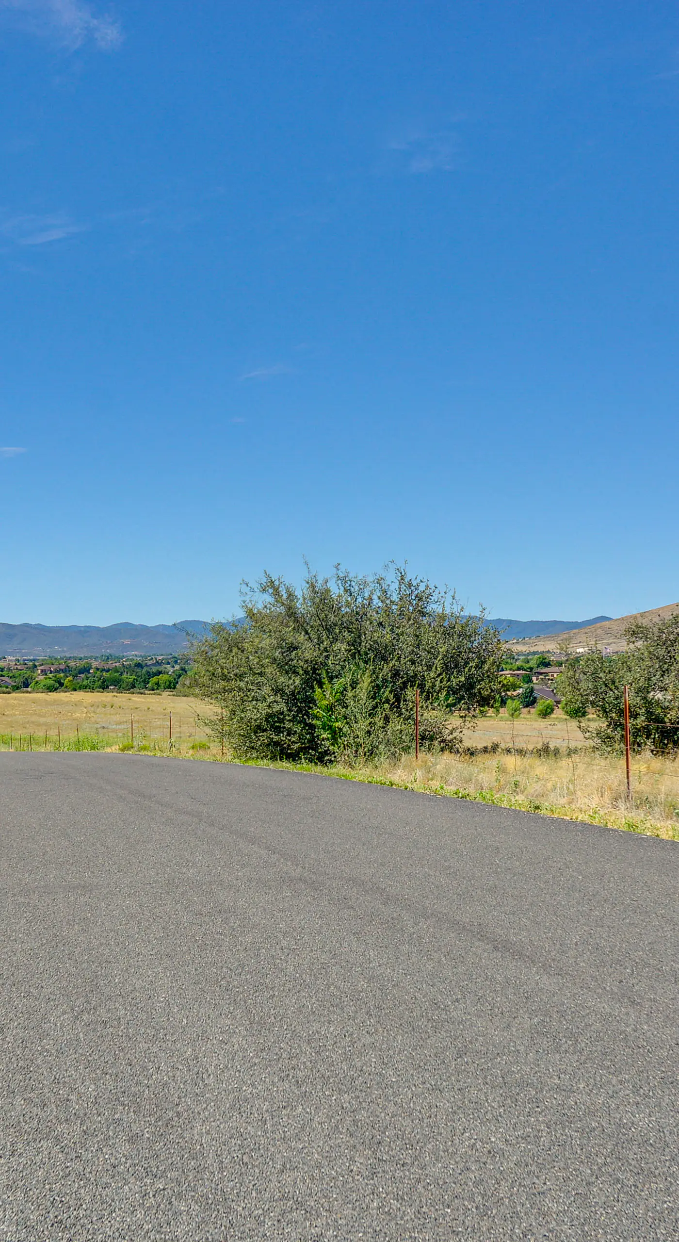 Hot Tub & Fire Pit: Prescott Valley Retreat!