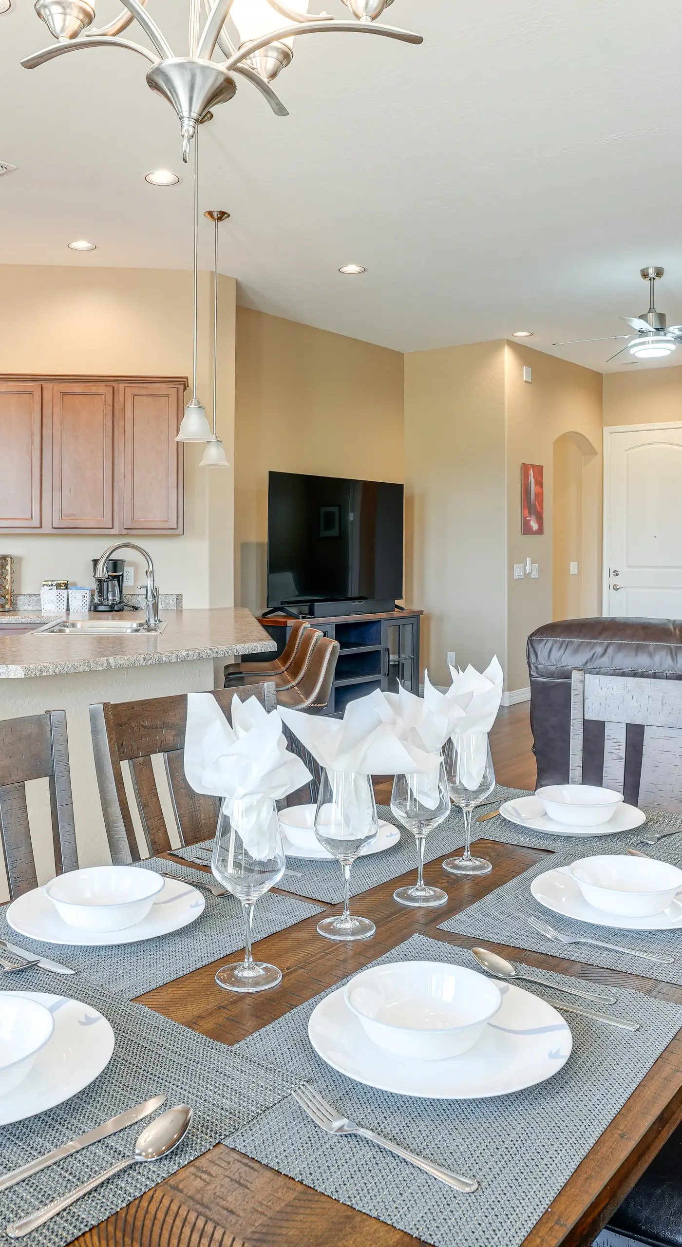 7 Mi to Watson Lake: Prescott Valley Home w/ Patio