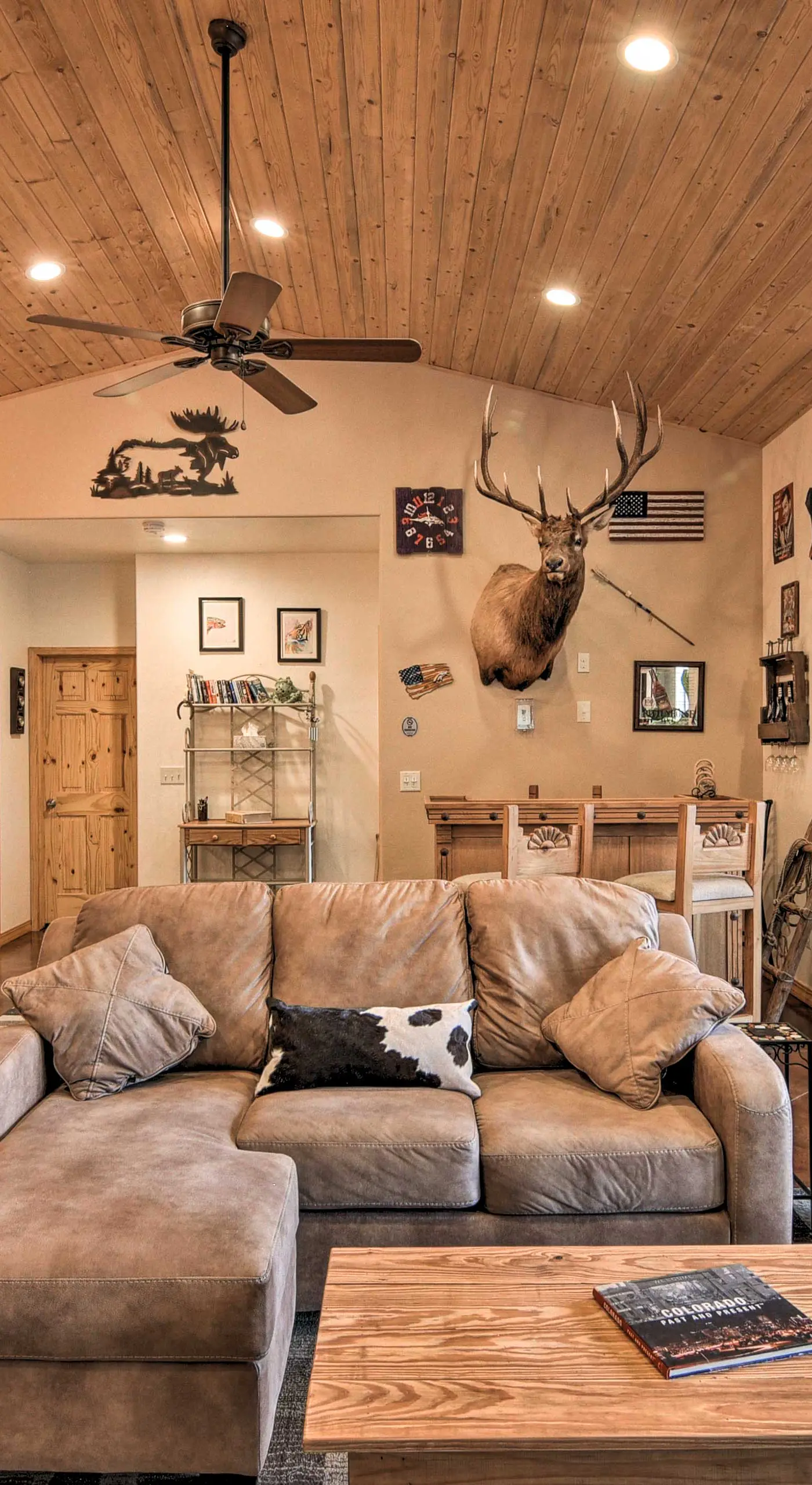 Stunning Home w/ Fire Pit, 11 Mi to Mt Yale!