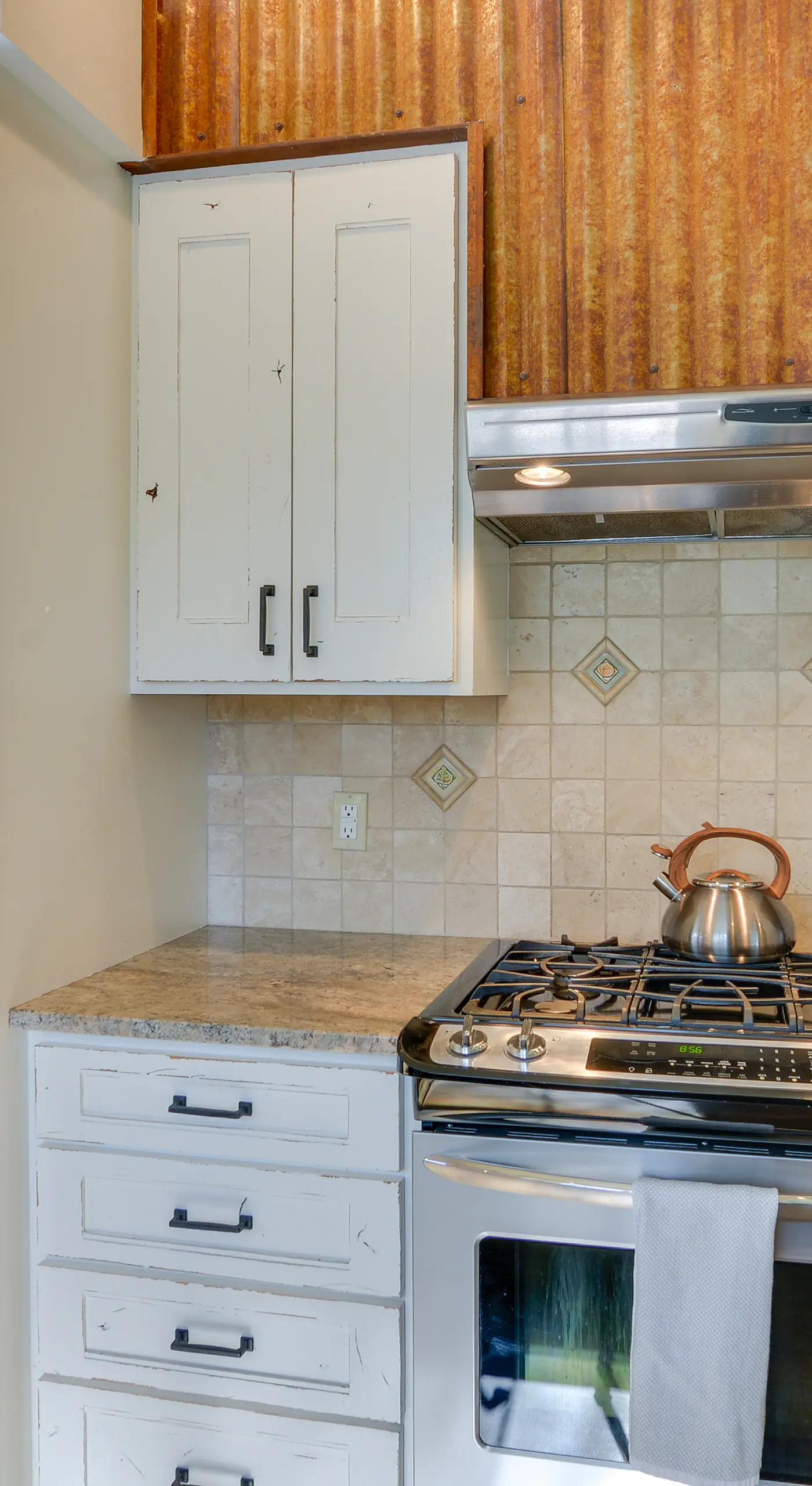 Buena Vista Vacation Home: Hot Tub, Mountain Views