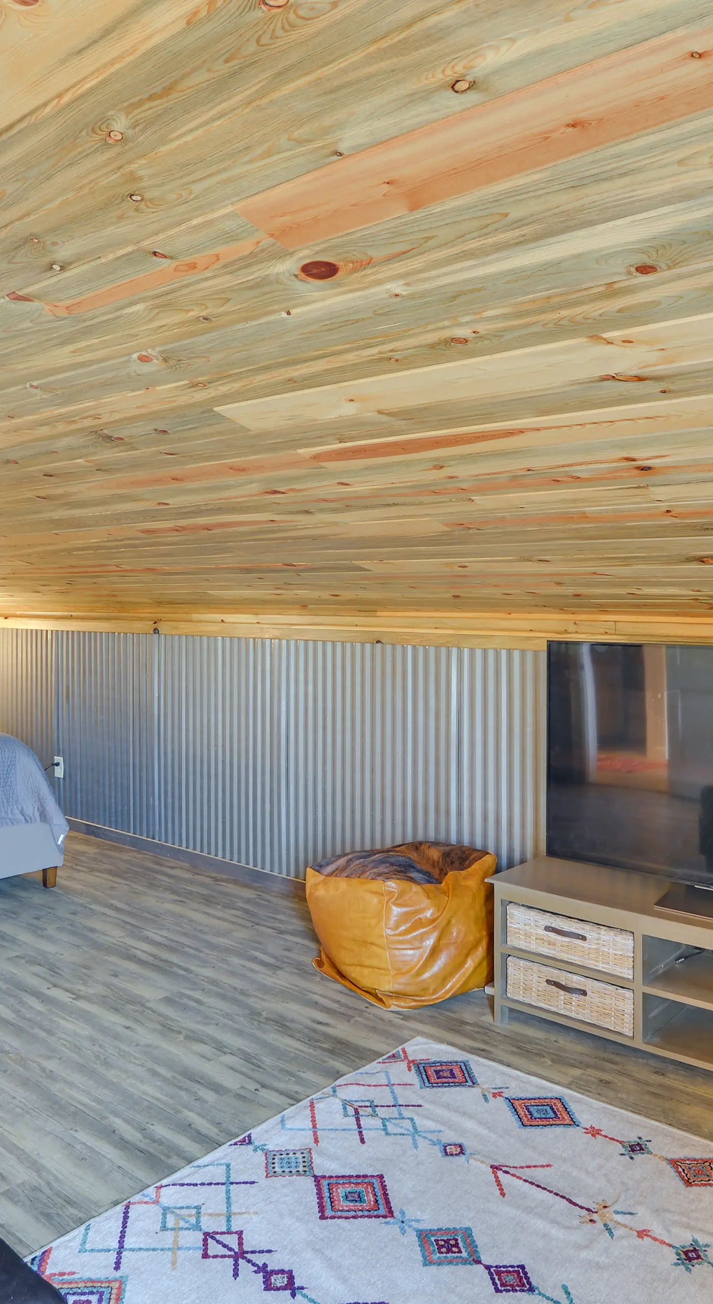 Buena Vista Vacation Home: Hot Tub, Mountain Views