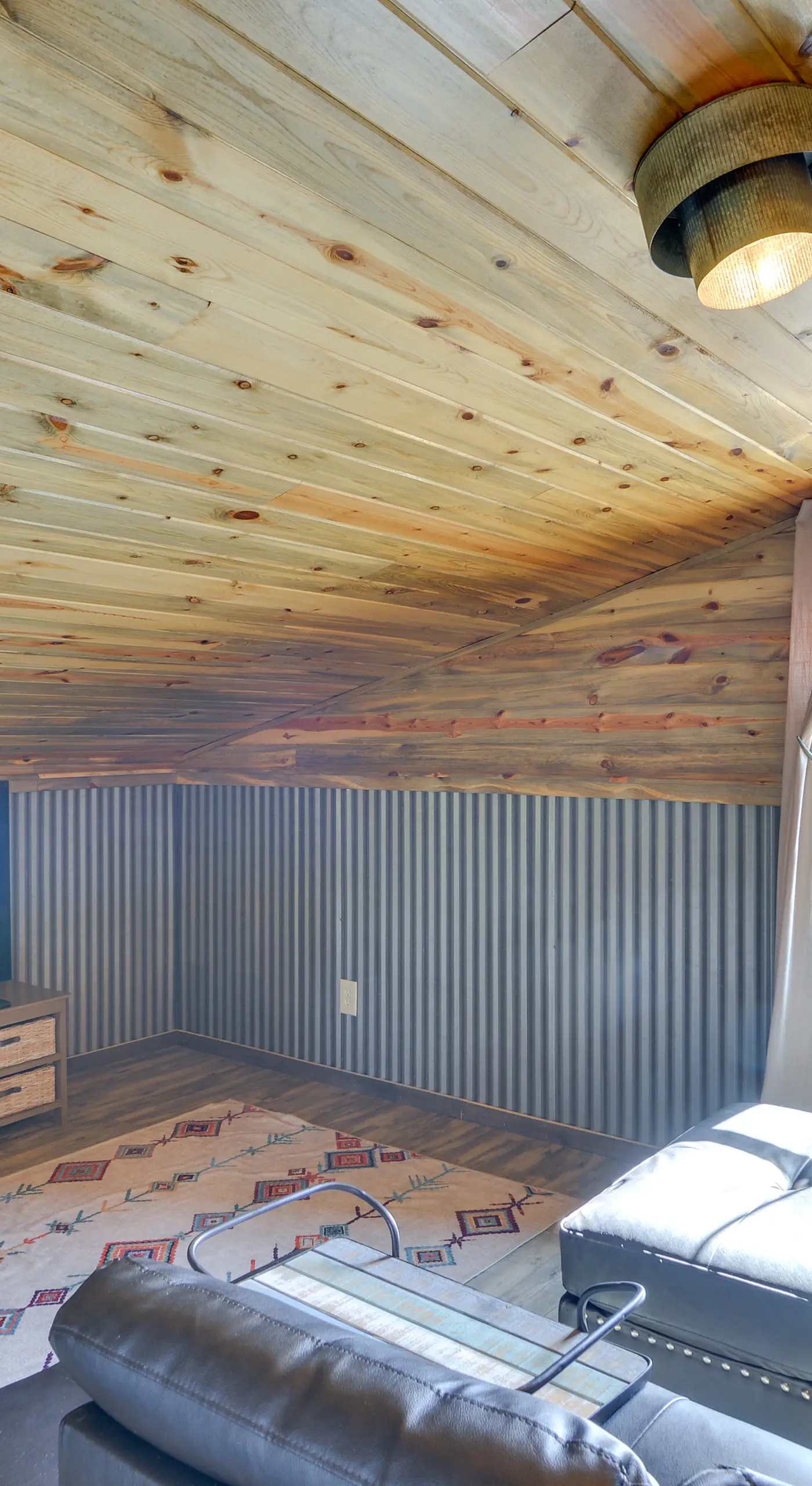 Buena Vista Vacation Home: Hot Tub, Mountain Views