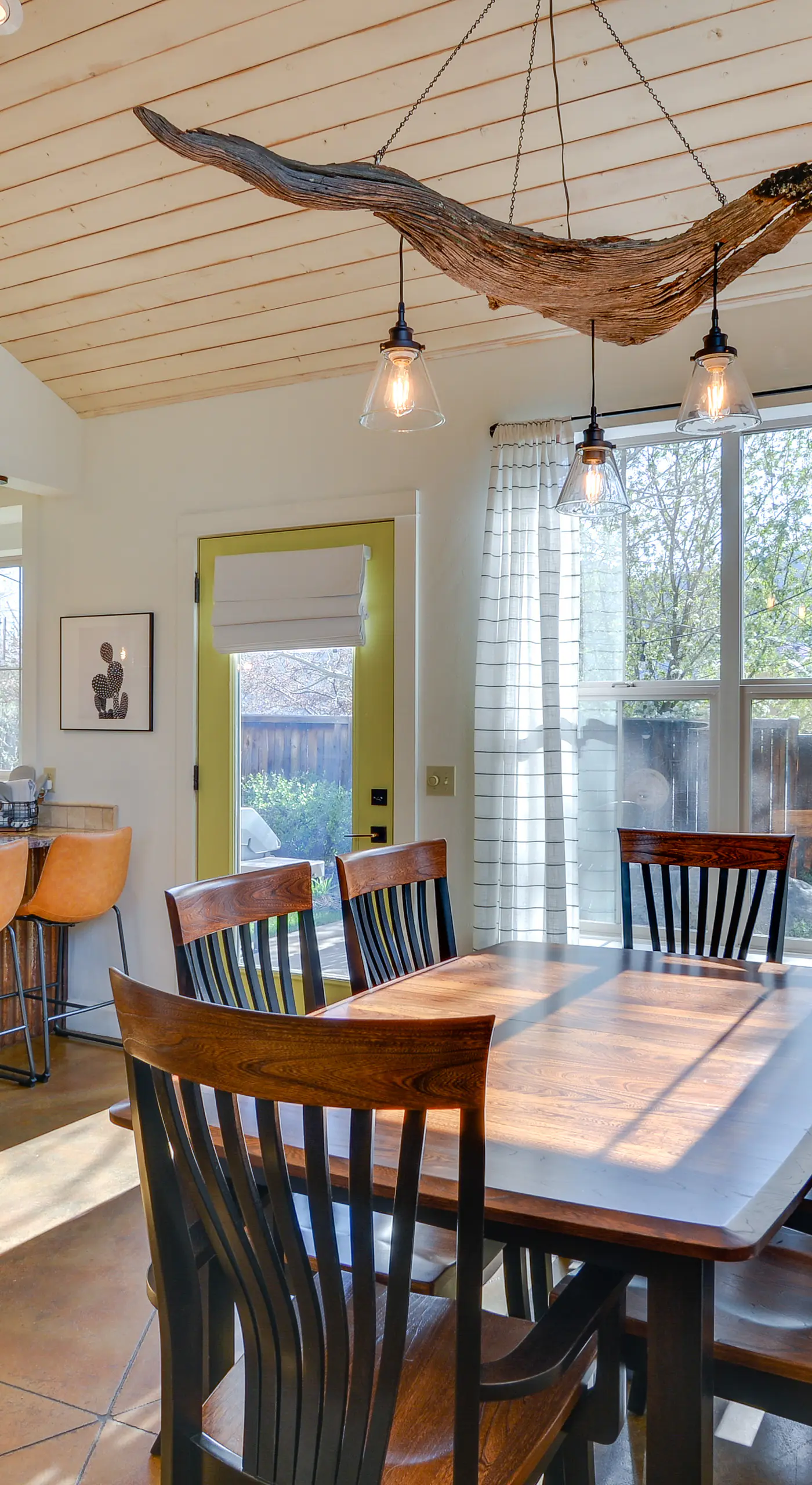 Buena Vista Vacation Home: Hot Tub, Mountain Views