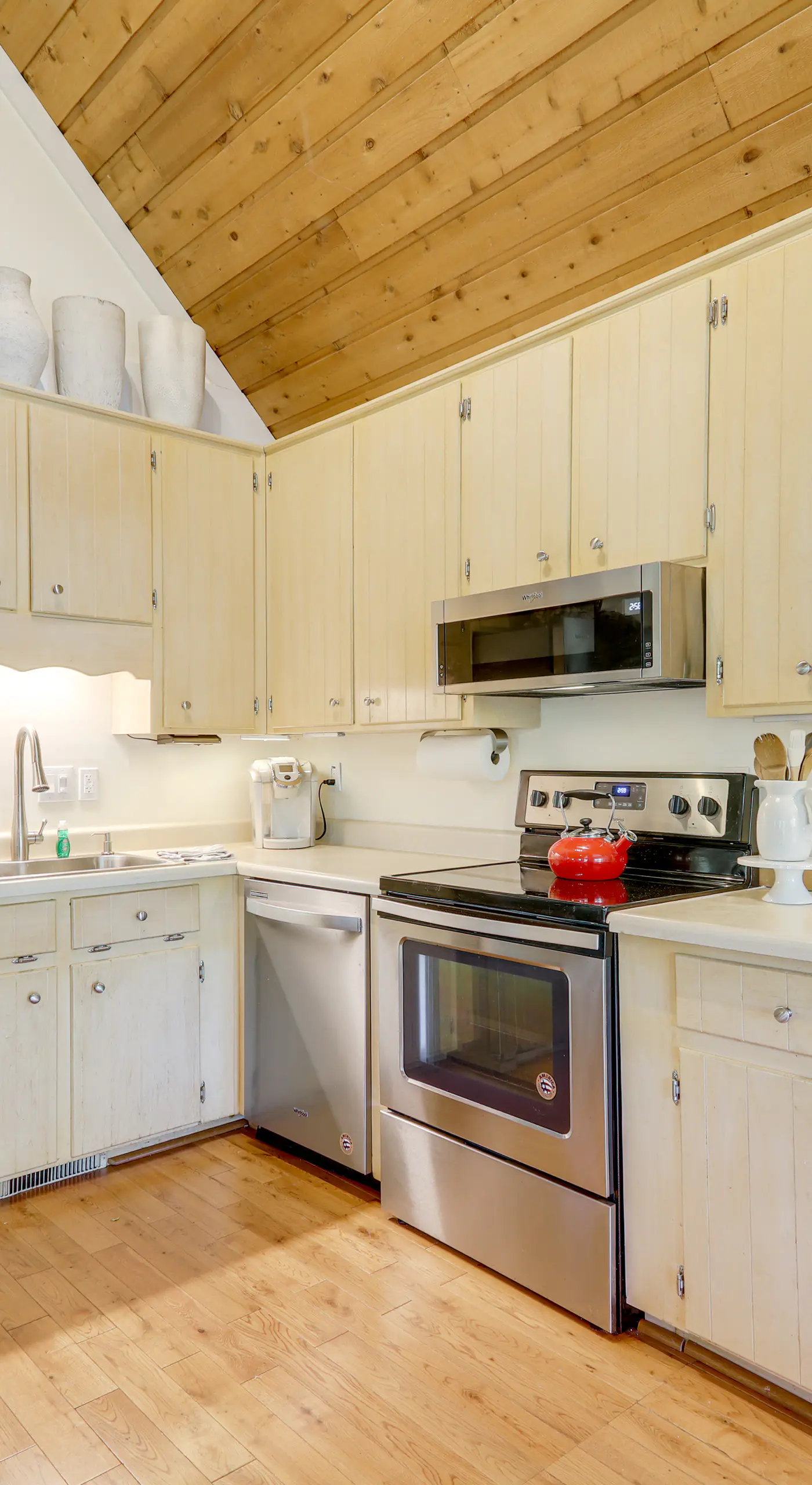 Wilderness Retreat on Crooked Creek, Lake Sinclair