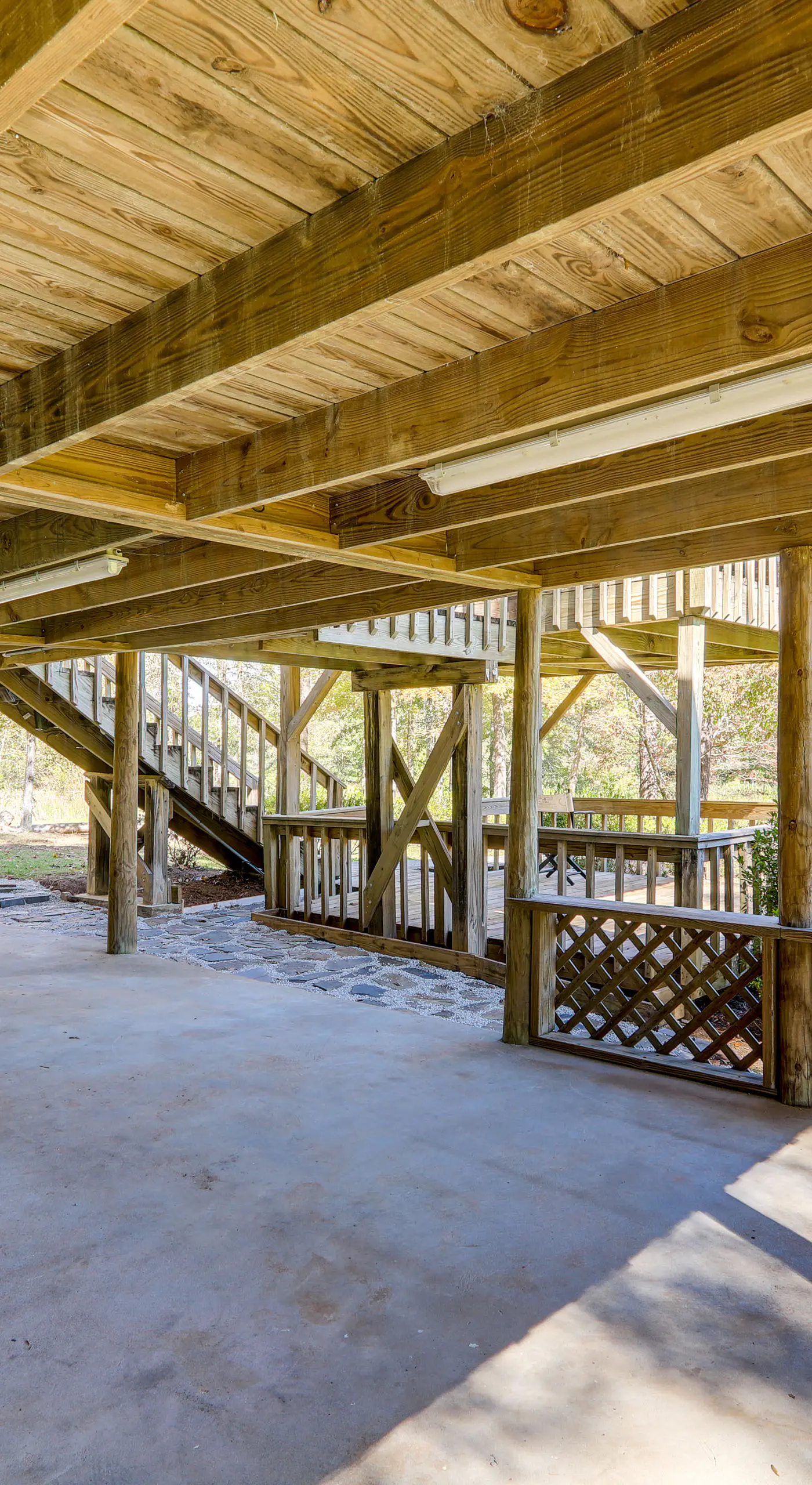 Wilderness Retreat on Crooked Creek, Lake Sinclair
