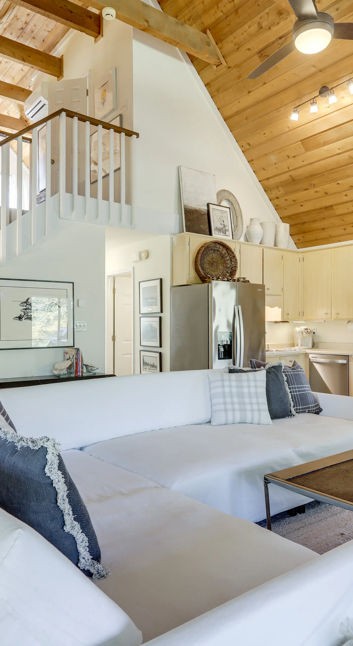 Wilderness Retreat on Crooked Creek, Lake Sinclair