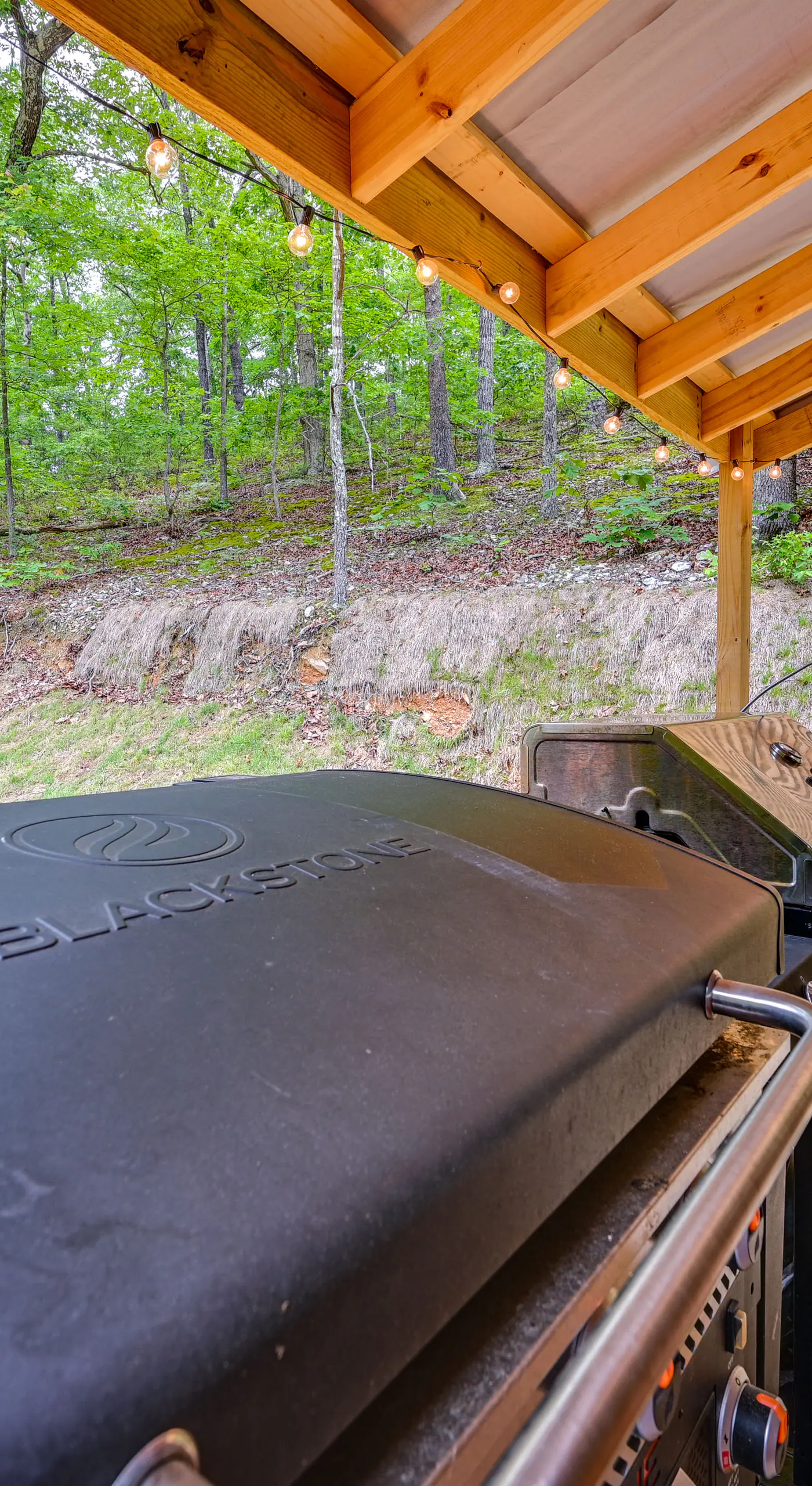 Murray Cabin w/ Hot Tub: Walk to Kentucky Lake!