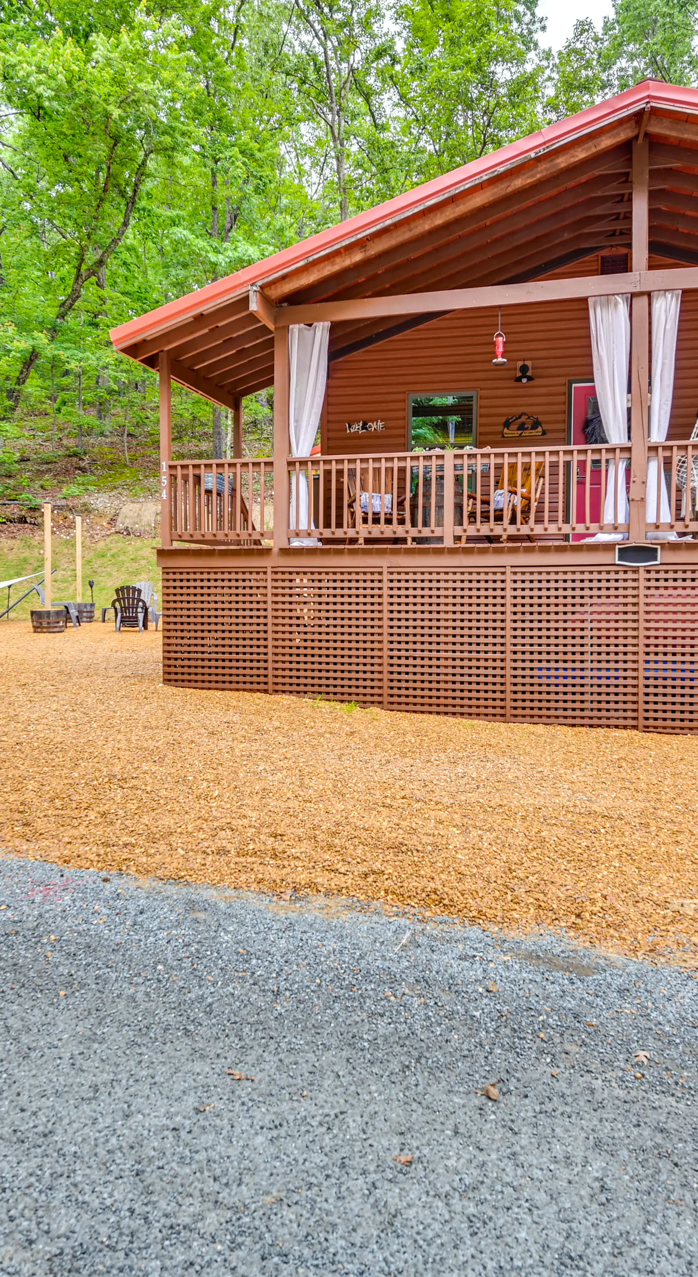 Murray Cabin w/ Hot Tub: Walk to Kentucky Lake!