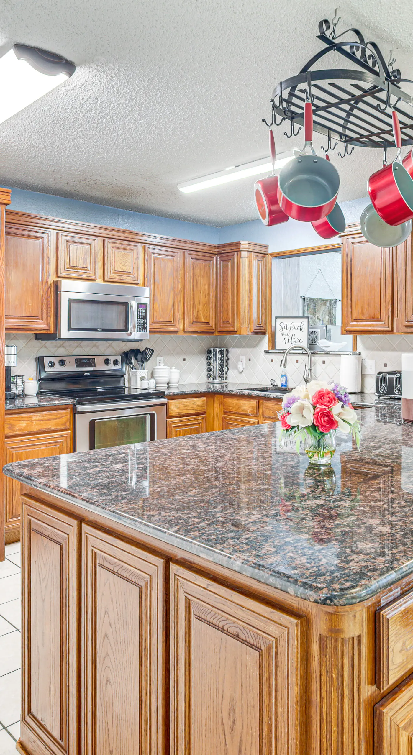 Luxury Lake Granbury Home: Dock, Hot Tub & Decks!