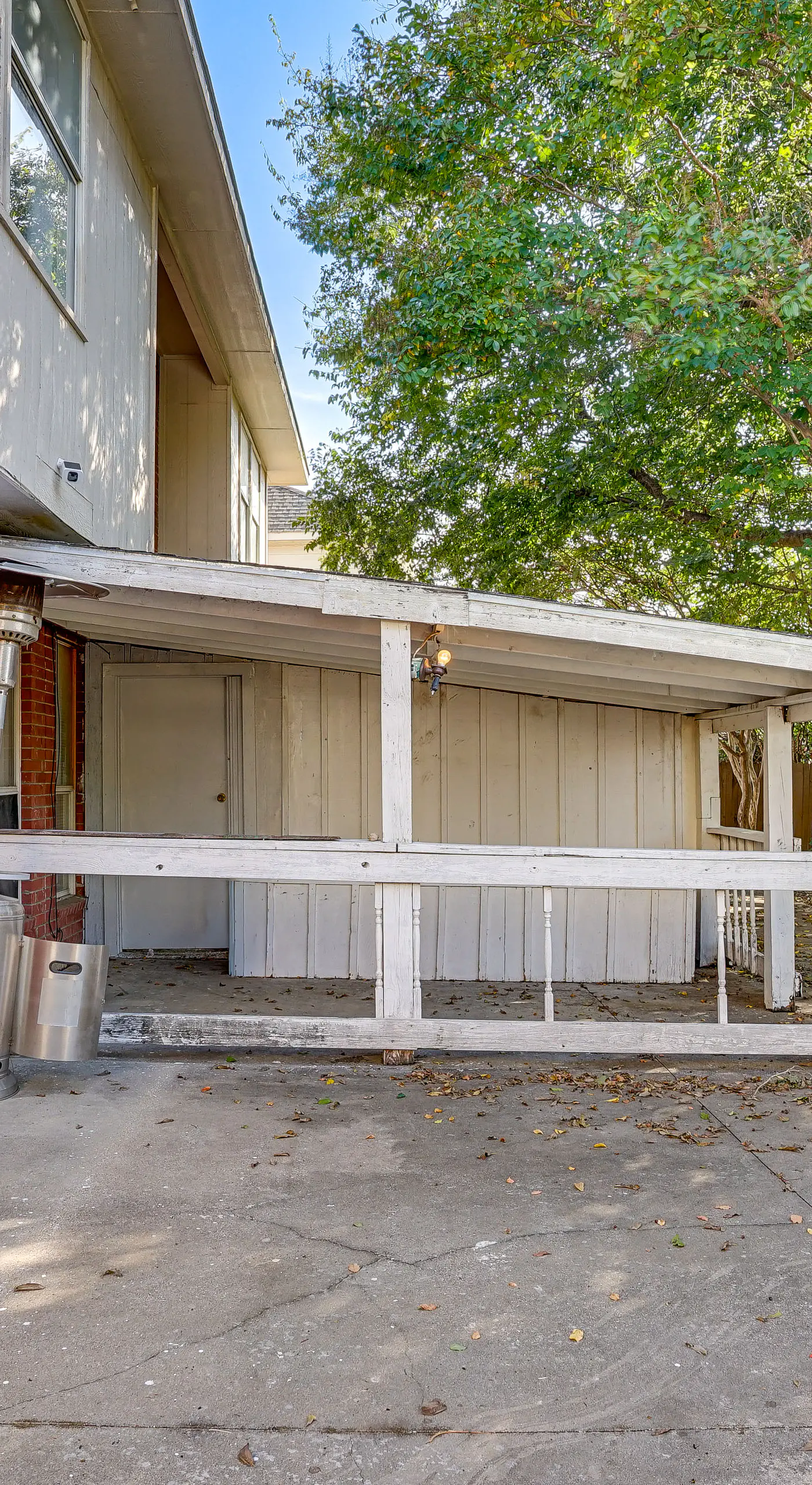 Large Families Welcome! Spacious Fort Worth Home