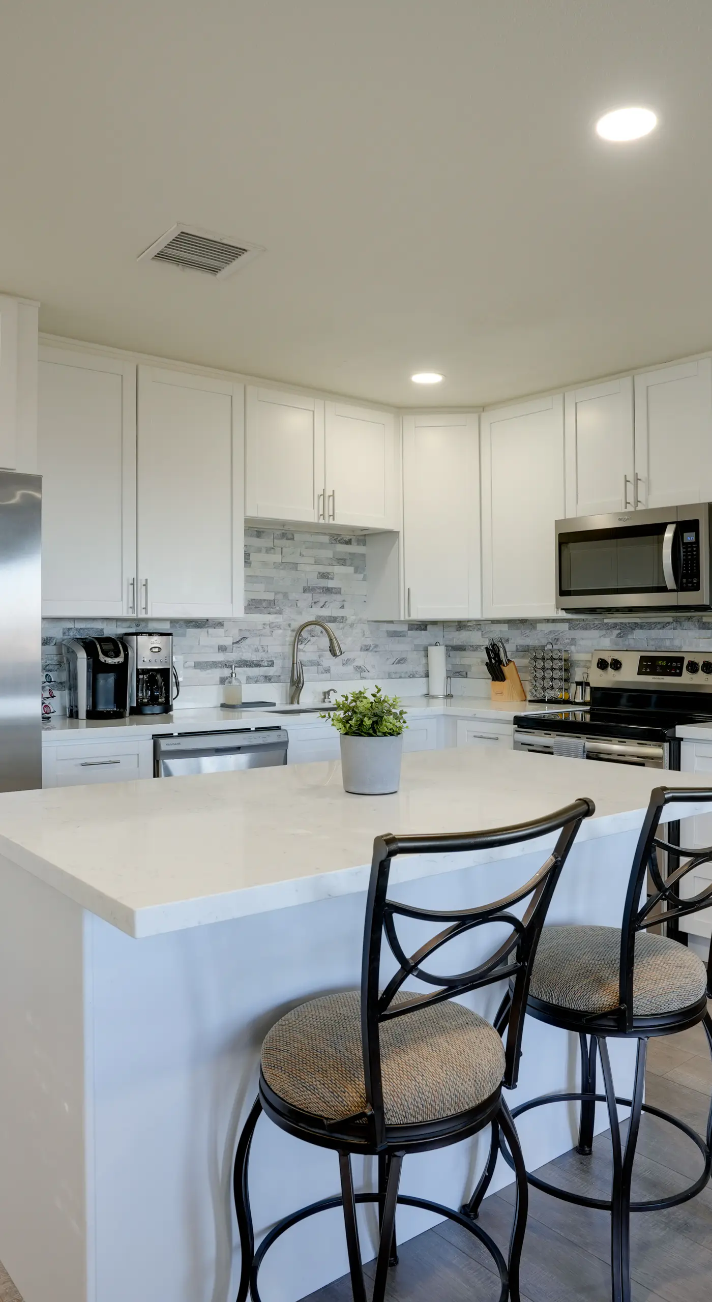 Hot Tub, Mountain Views: Scenic Prescott Home