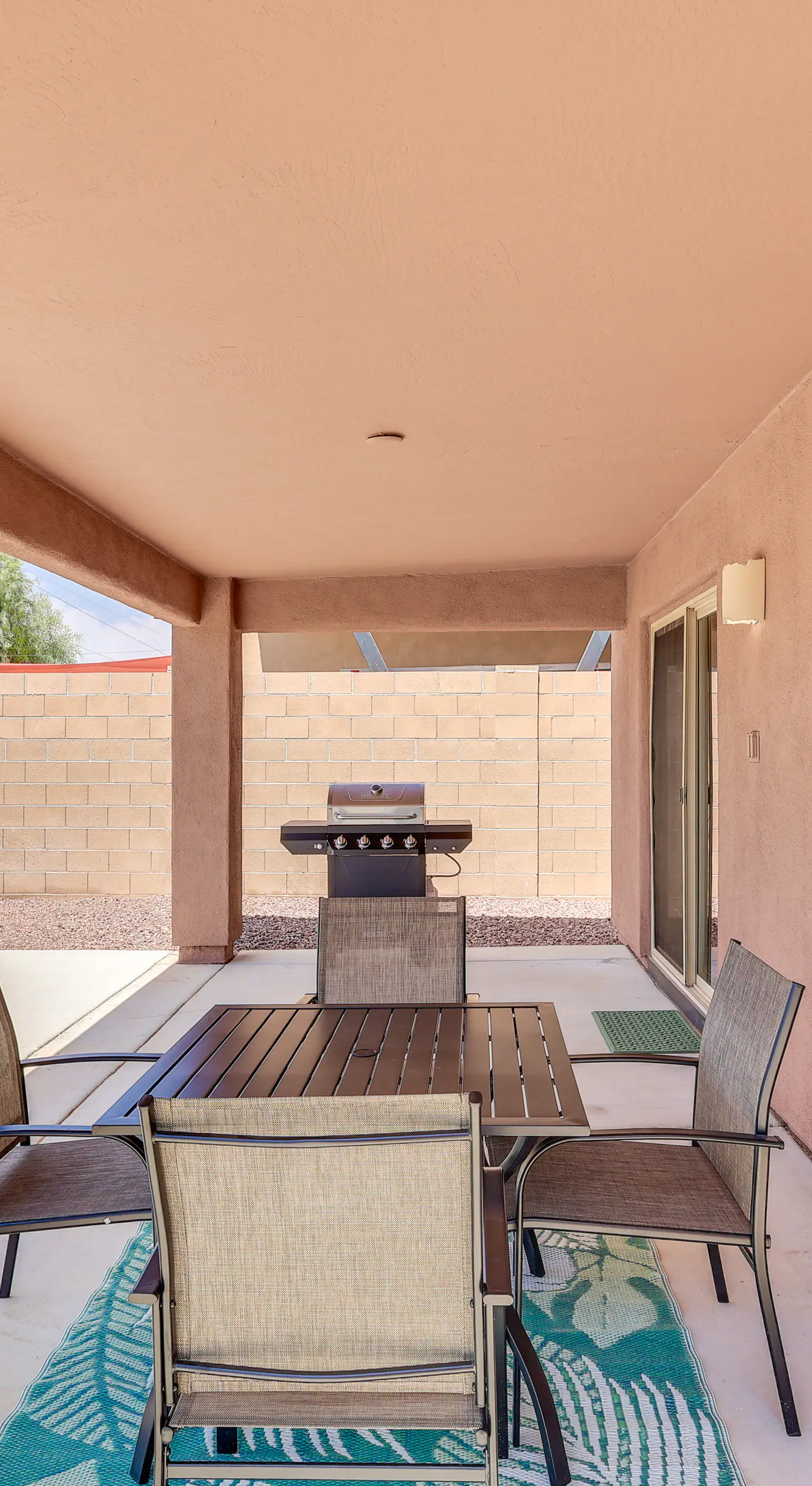 1 Mi to Golf Course: Yuma Oasis w/ Furnished Patio