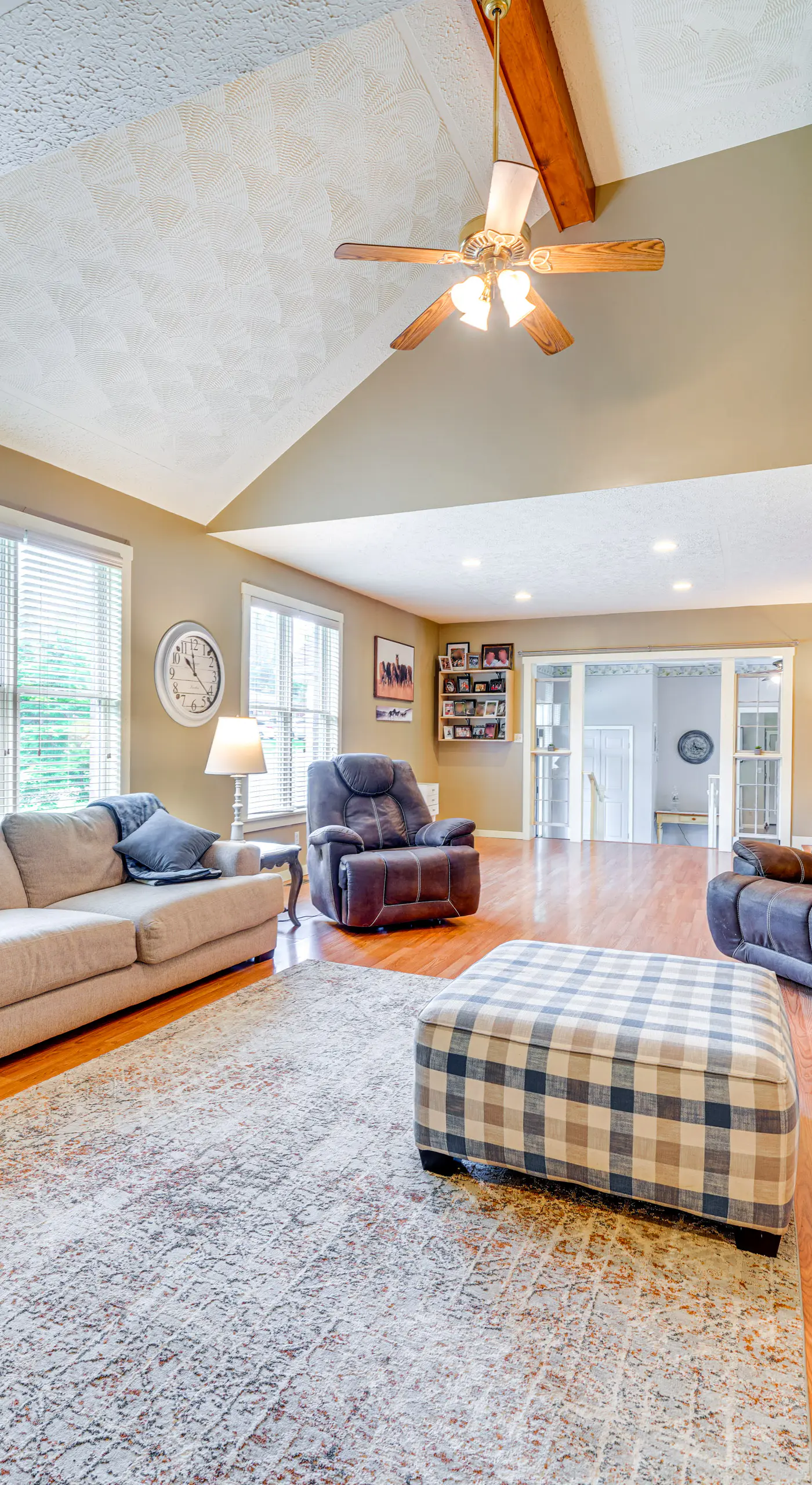 14 Mi to Dtwn Louisville: Holiday Vacation Home!