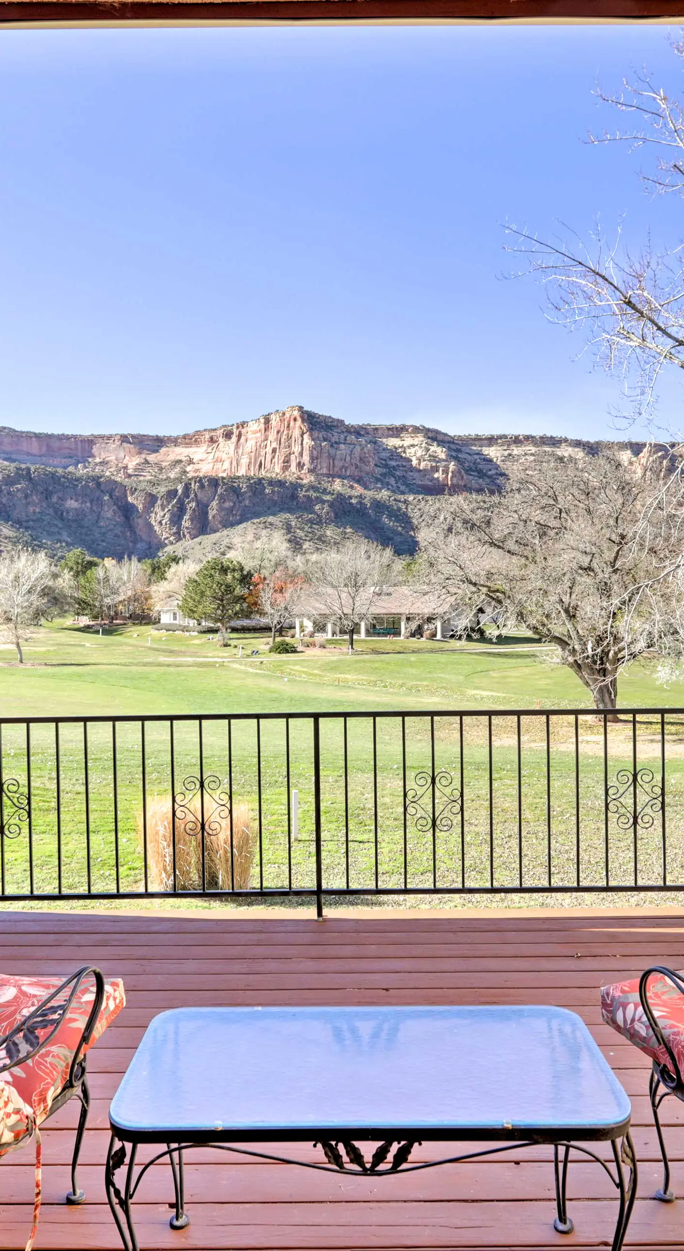 Grand Junction Golf Course Condo w/ Balconies