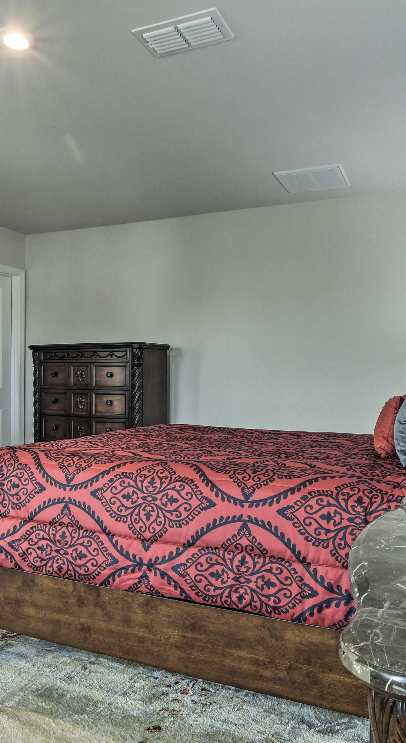 9 Mi to Duke University: Spacious Home w/ Yard!