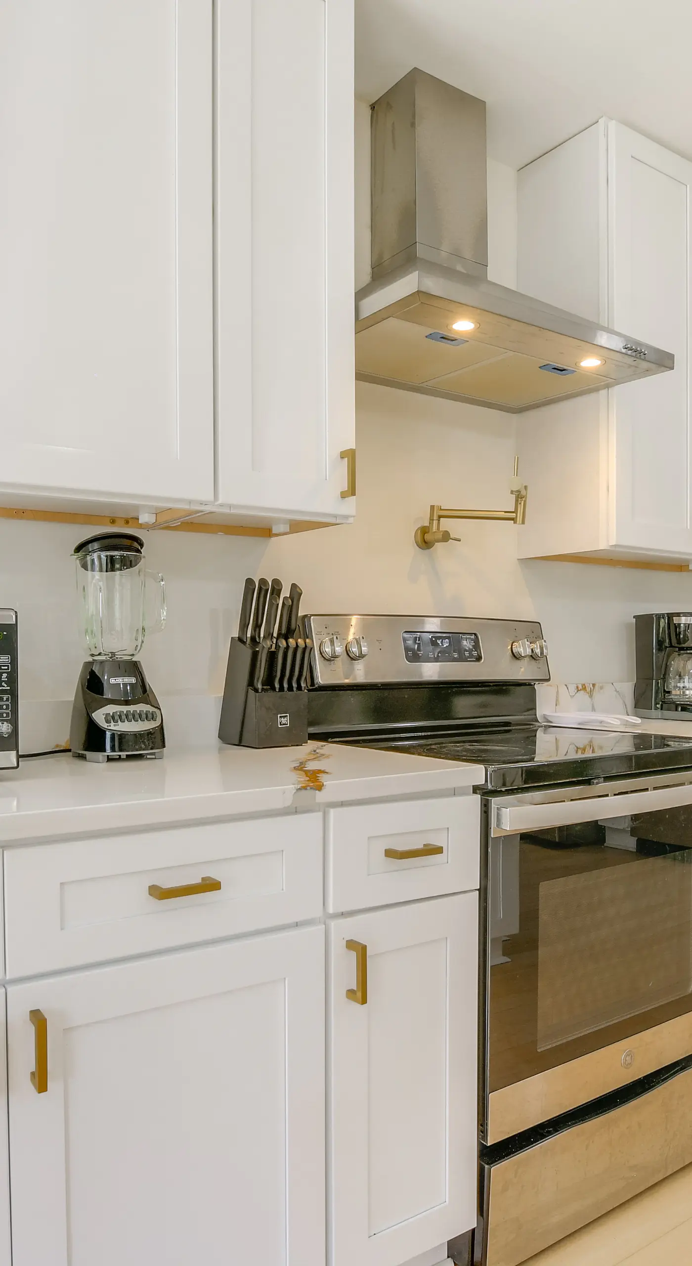 7 Mi to Dtwn Durham: Home w/ Hot Tub & Game Room!