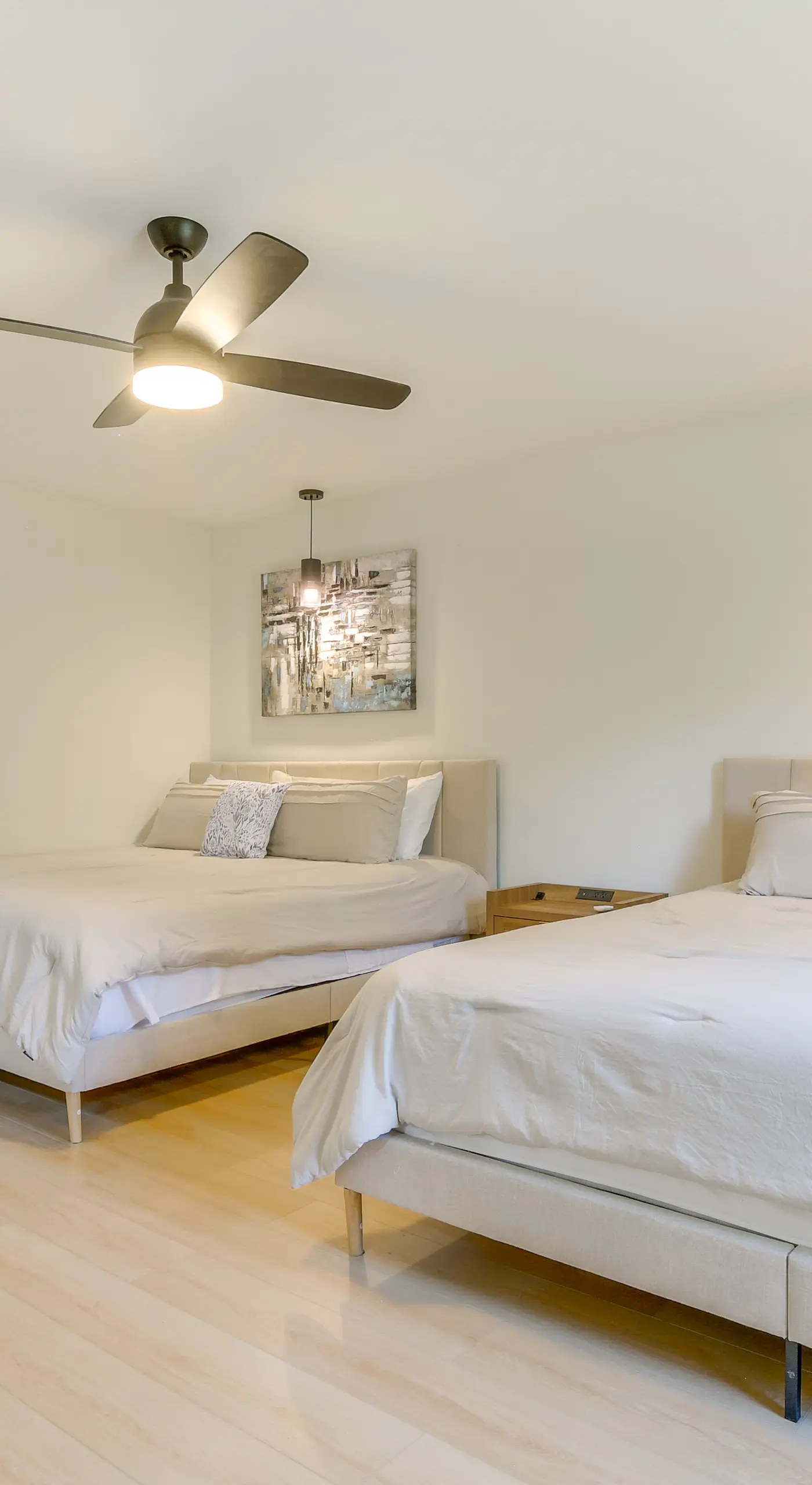 7 Mi to Dtwn Durham: Home w/ Hot Tub & Game Room!