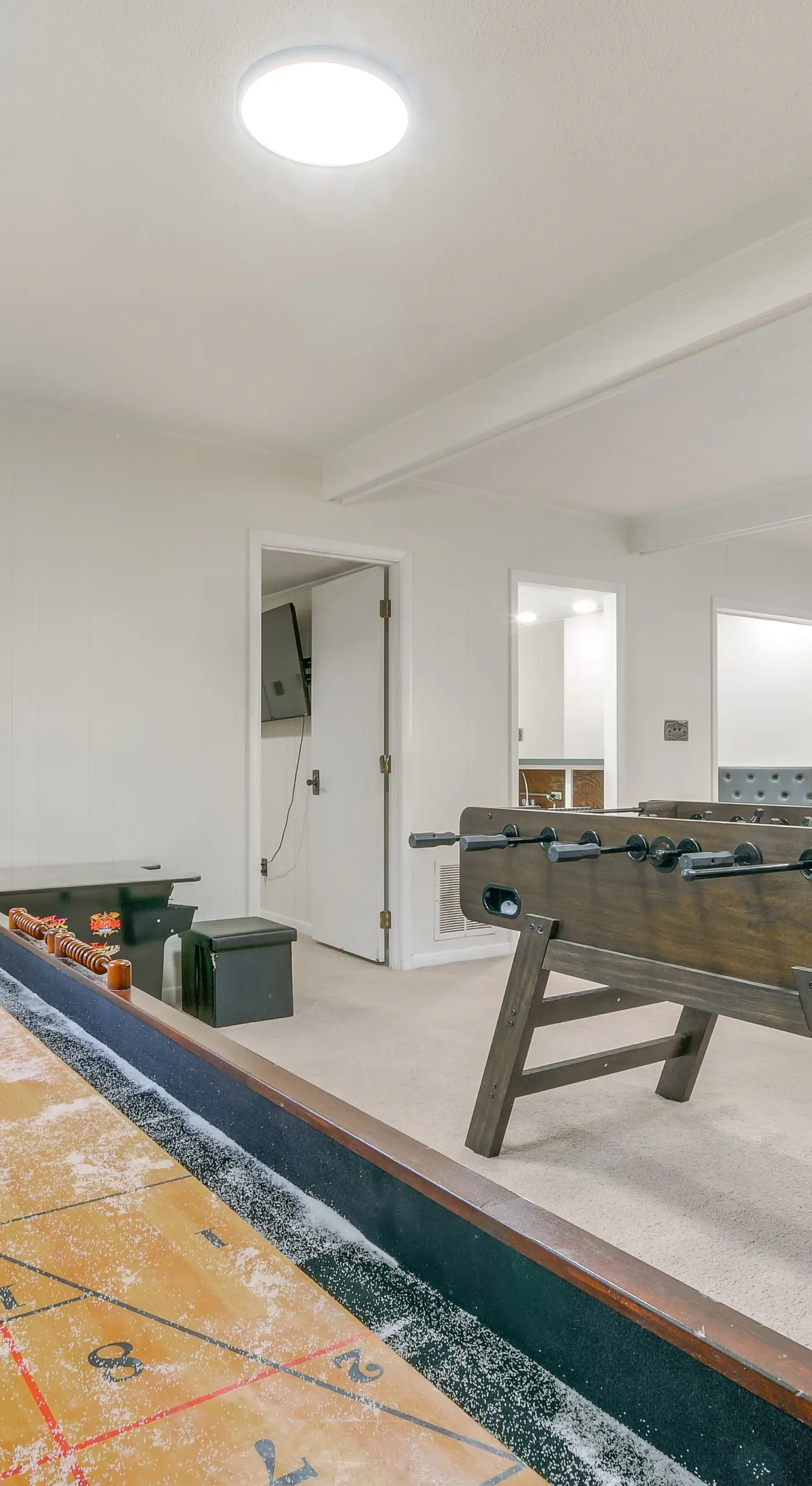 7 Mi to Dtwn Durham: Home w/ Hot Tub & Game Room!