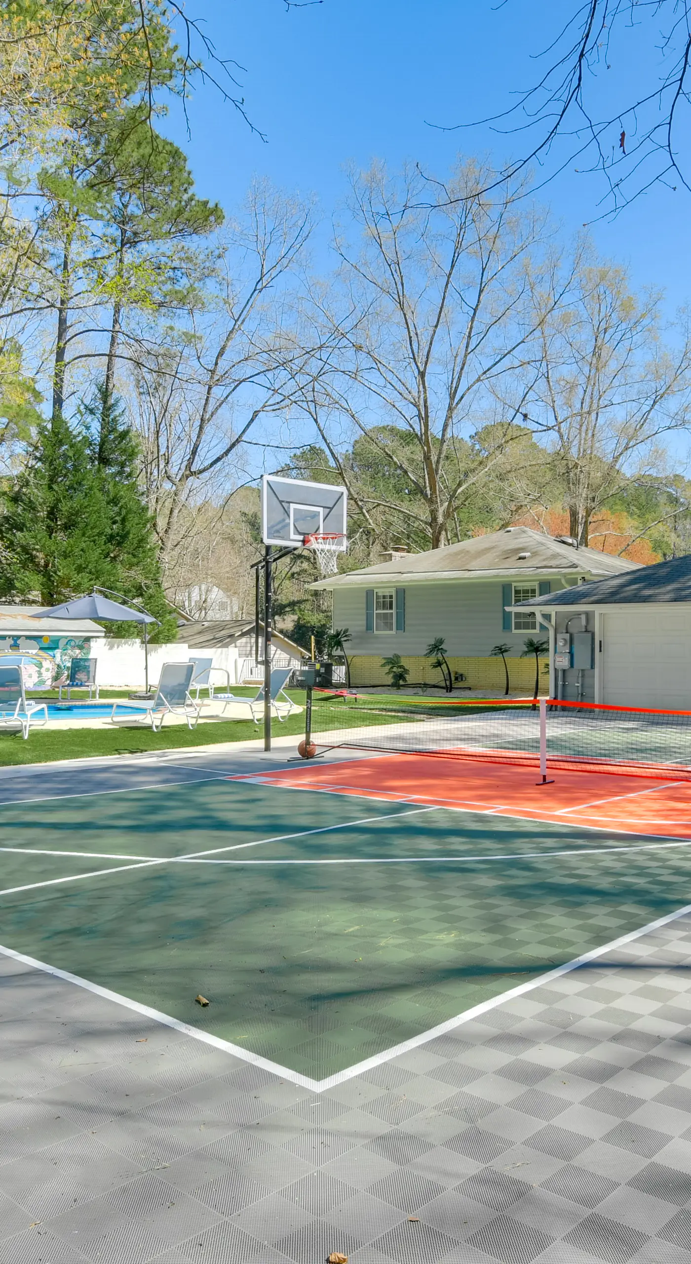 7 Mi to Dtwn Durham: Home w/ Hot Tub & Game Room!