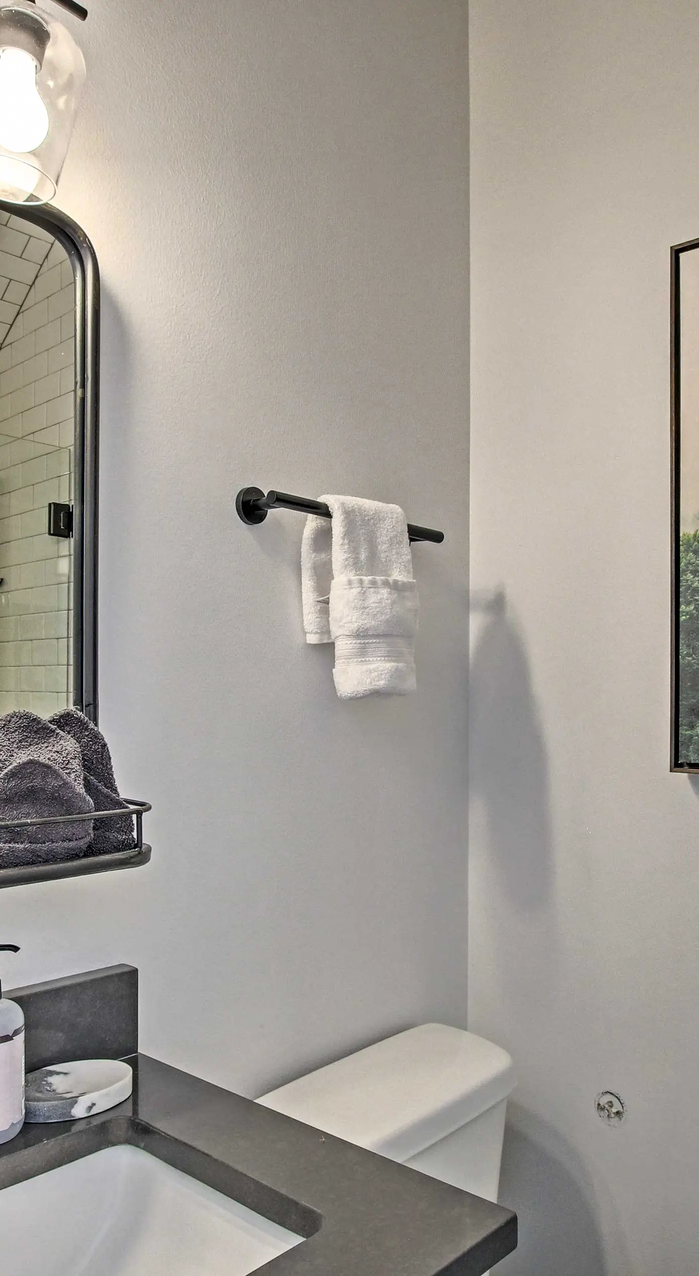 Contemporary Family Condo by Pineview Reservoir!