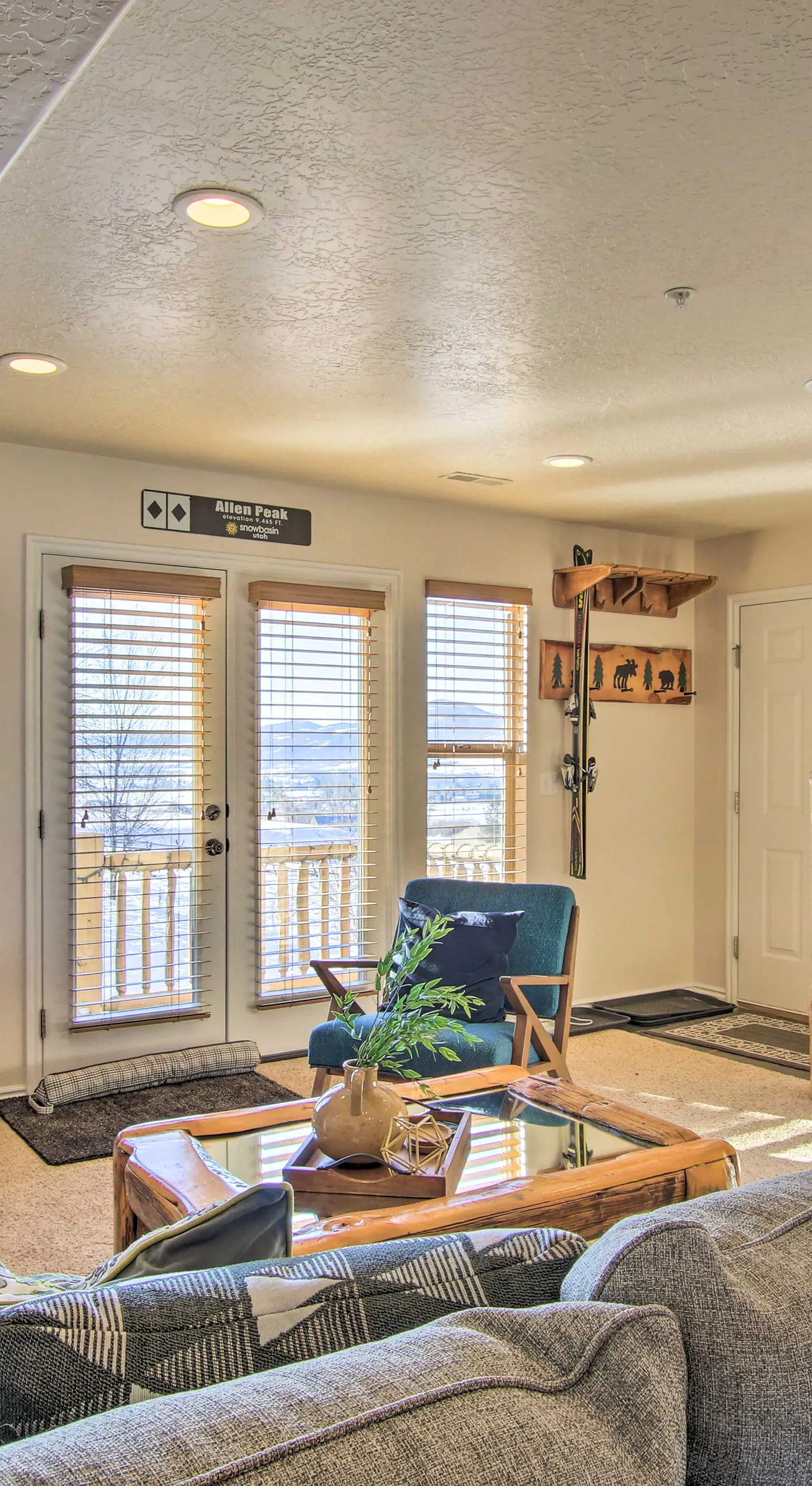 2-Condo Property w/ Mtn Views by Golf & Ski Resort