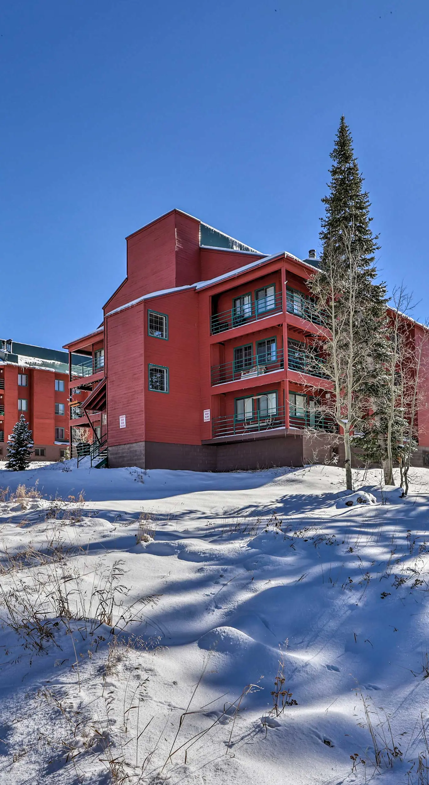 ‘The Bunk House’ - Ski-In/Ski-Out at Giant Steps!