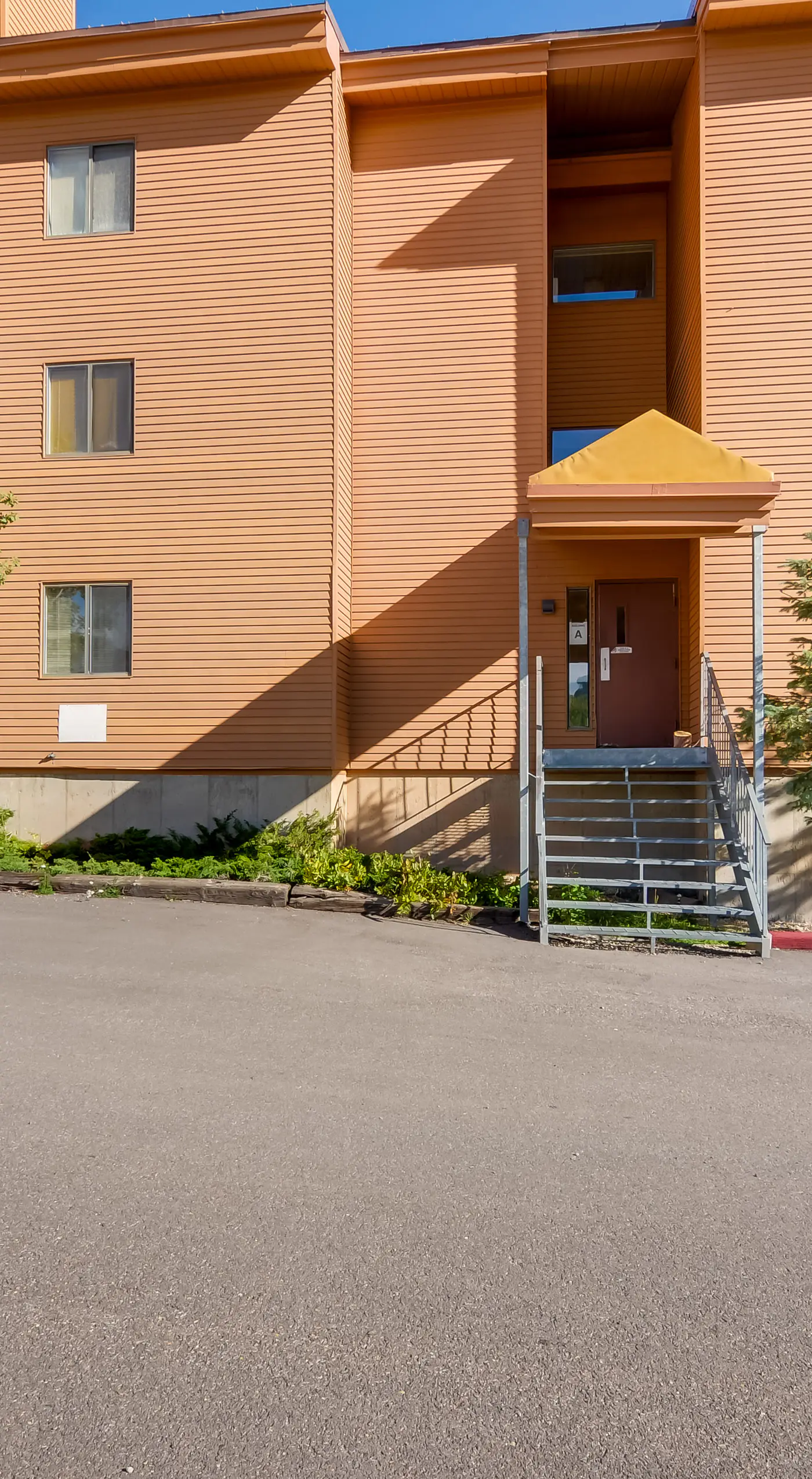 1/2 Mi to Brian Head Resort! Mtn-View Condo