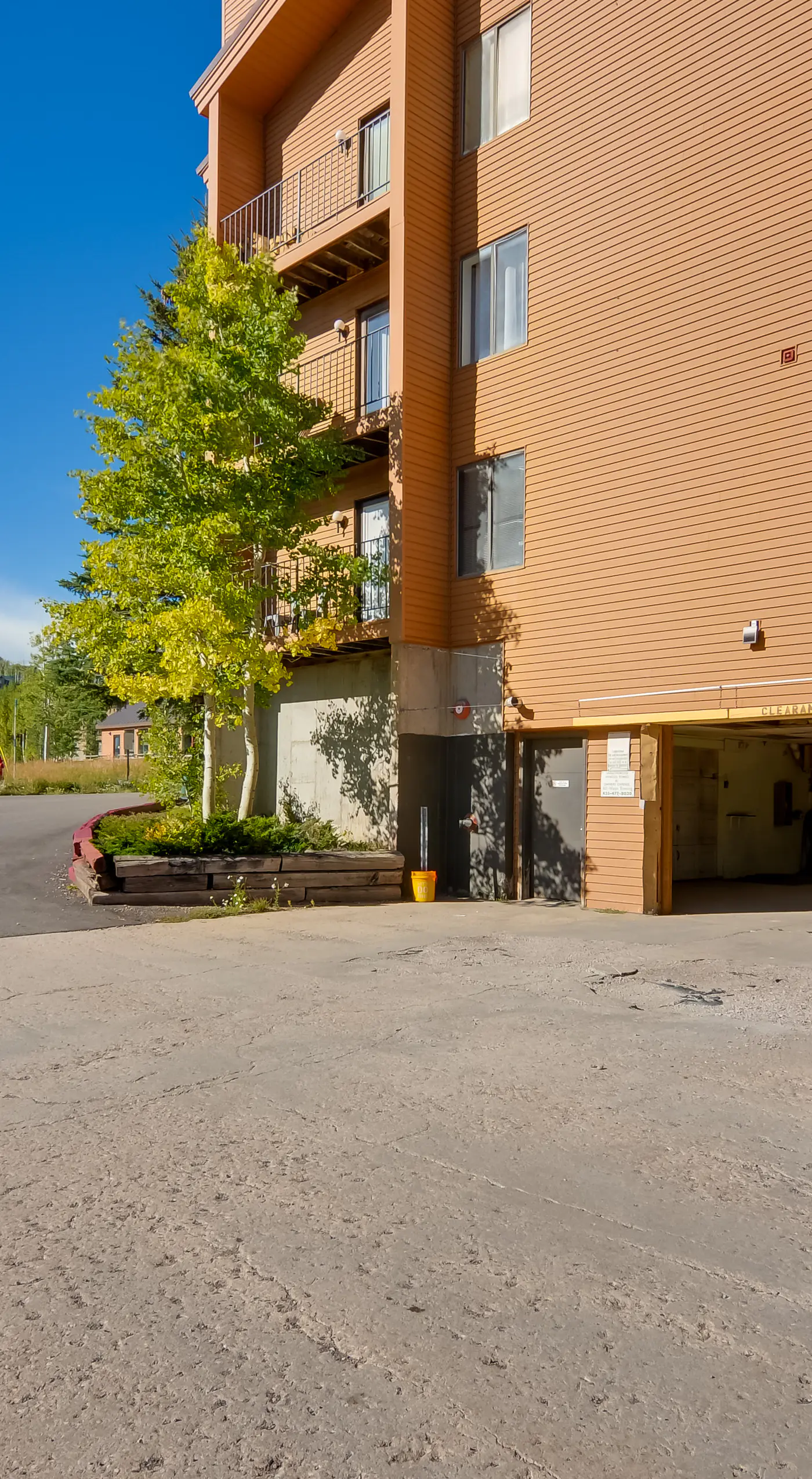 1/2 Mi to Brian Head Resort! Mtn-View Condo