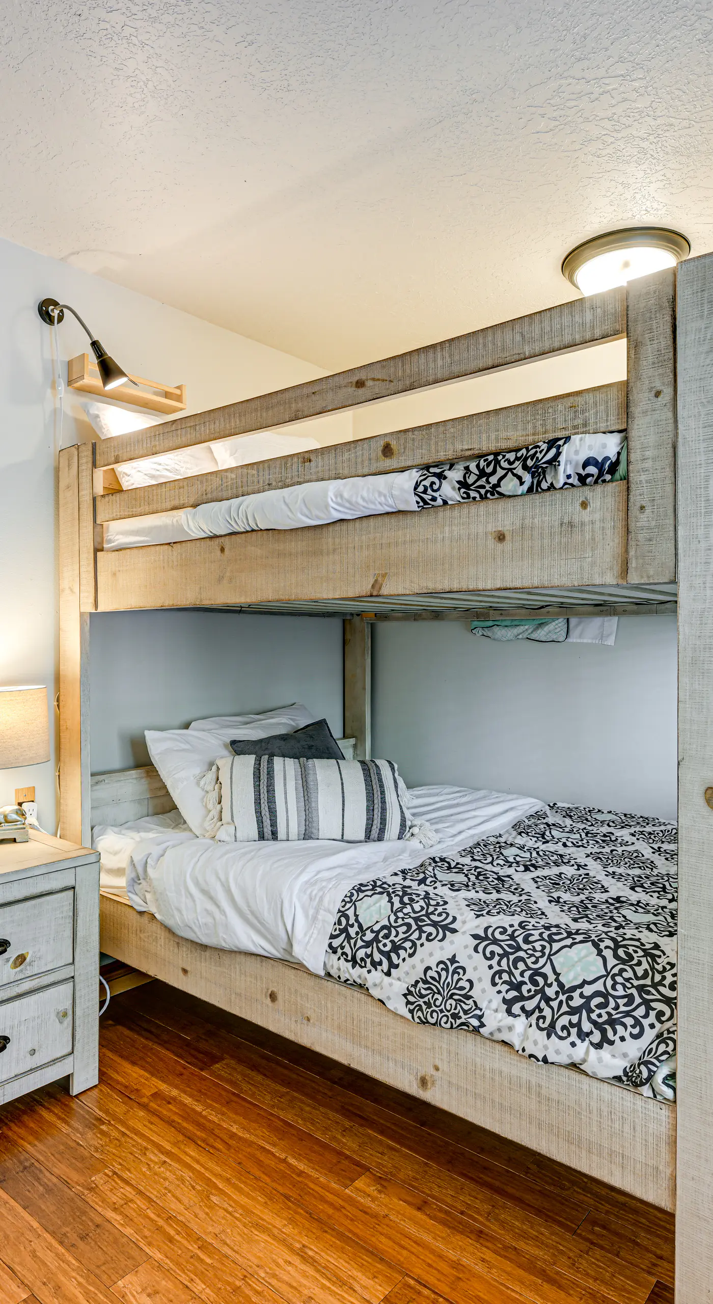 Walk to Giant Steps: Mtn Retreat w/ Hot Tub Access