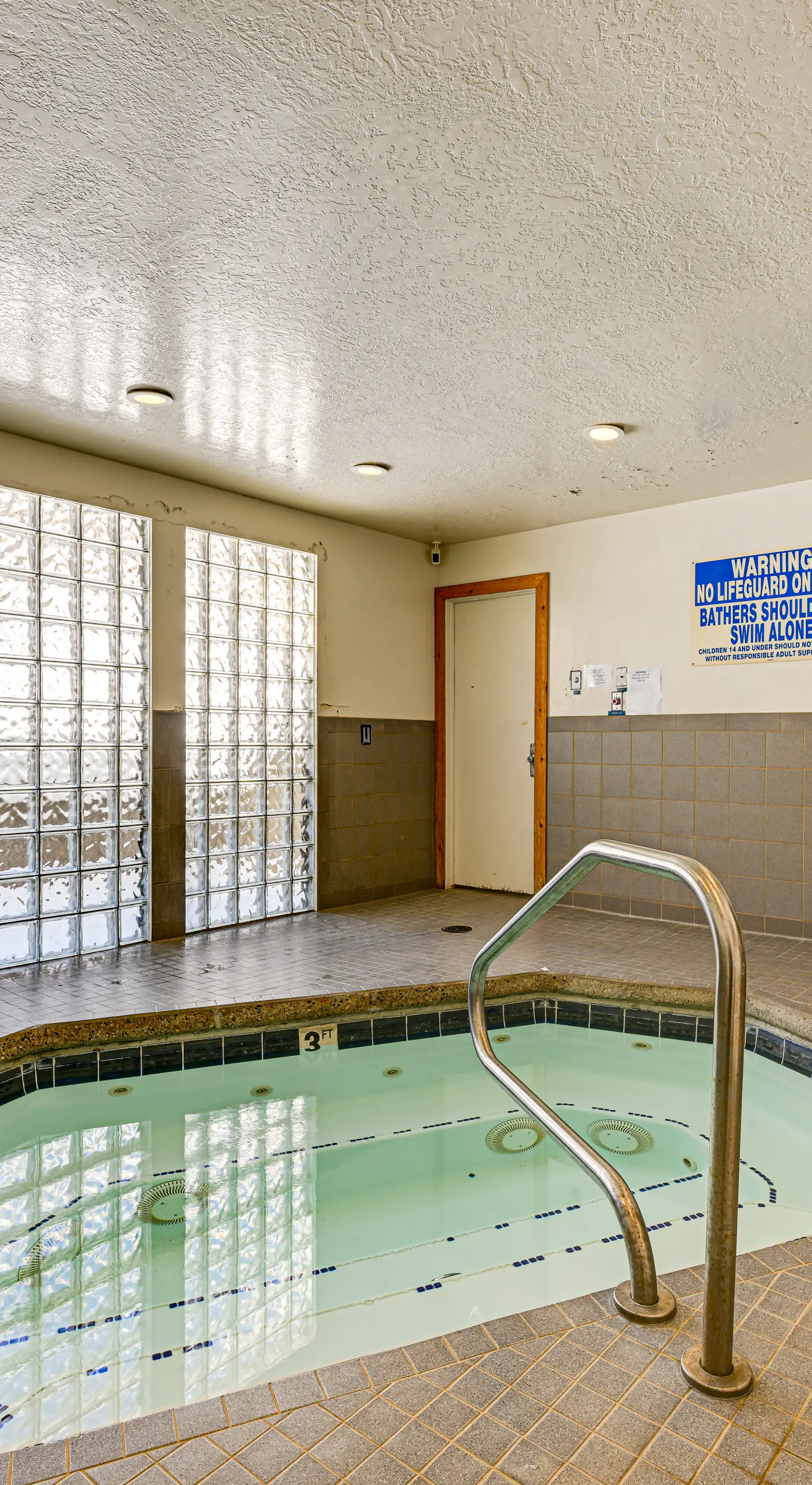 Walk to Giant Steps: Mtn Retreat w/ Hot Tub Access