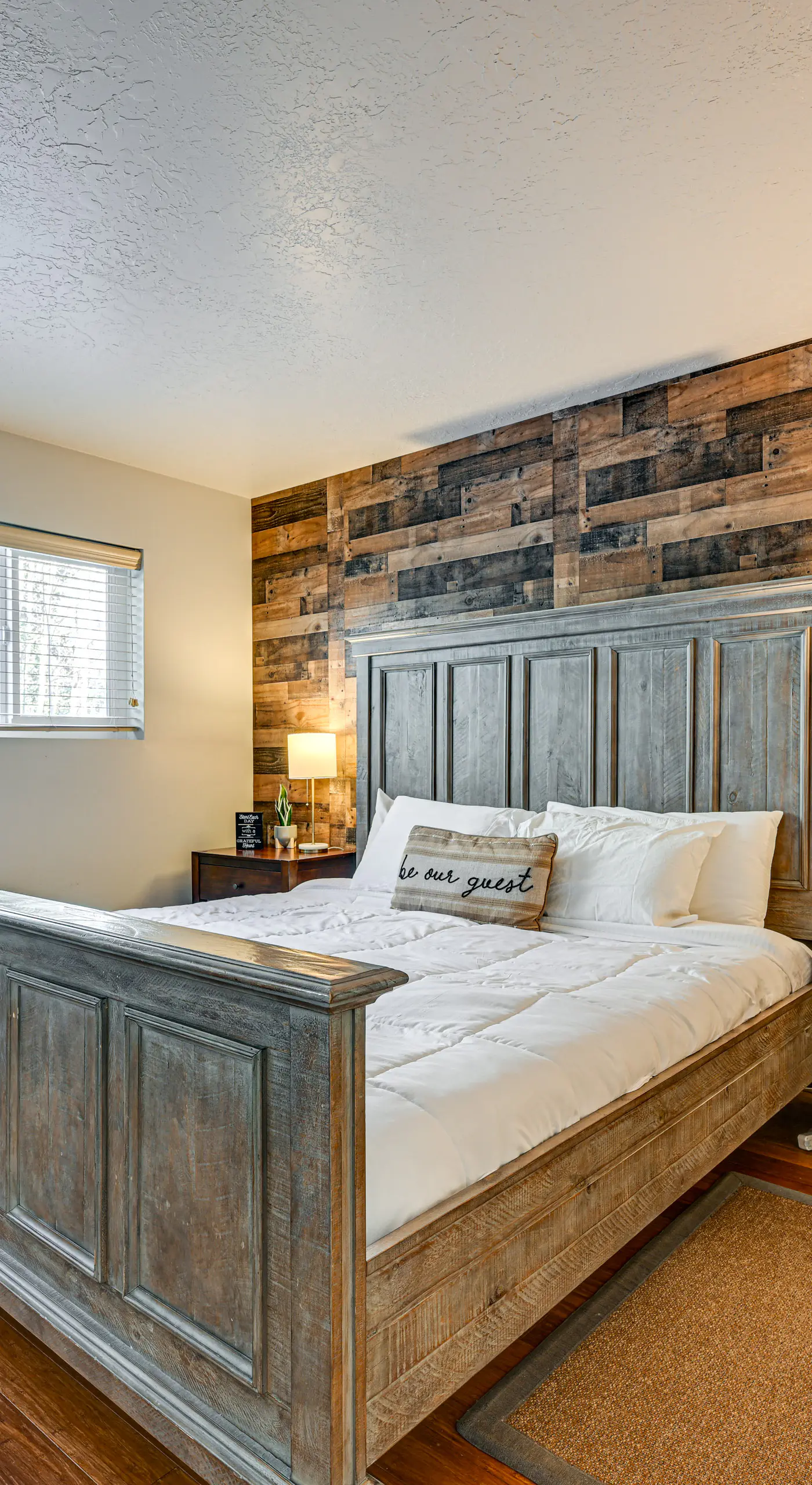 Walk to Giant Steps: Mtn Retreat w/ Hot Tub Access