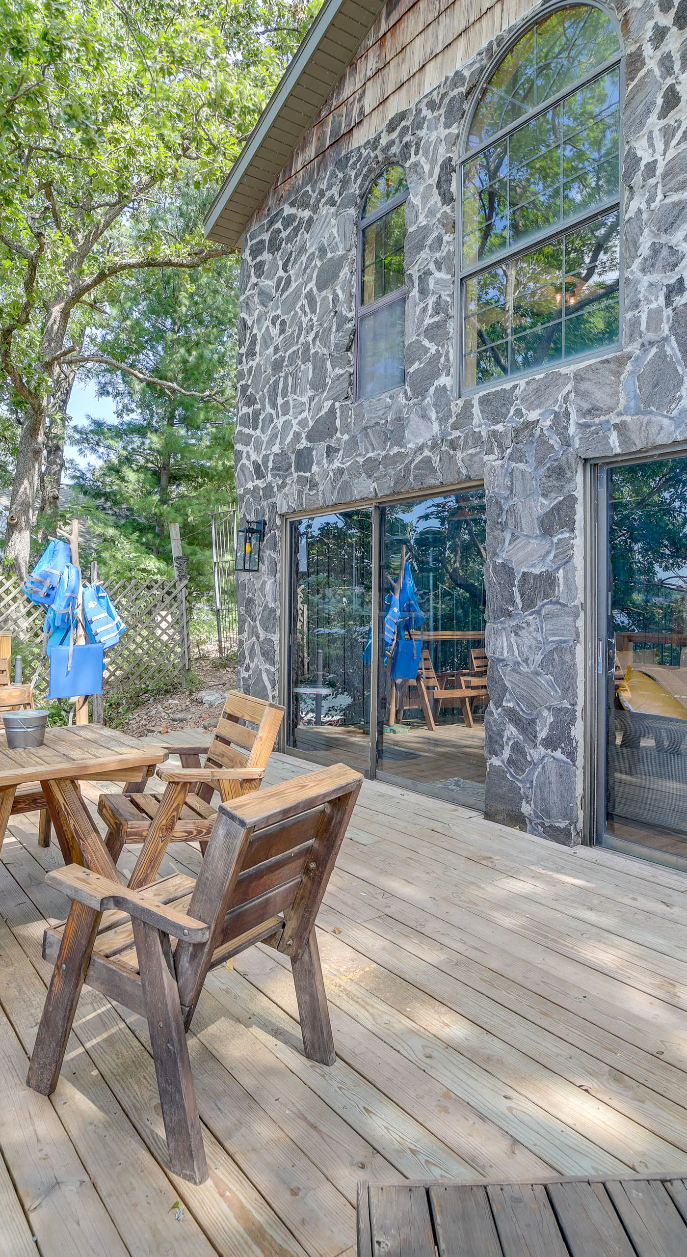 Private Hot Tub & Dock: Lakefront Grove Retreat!
