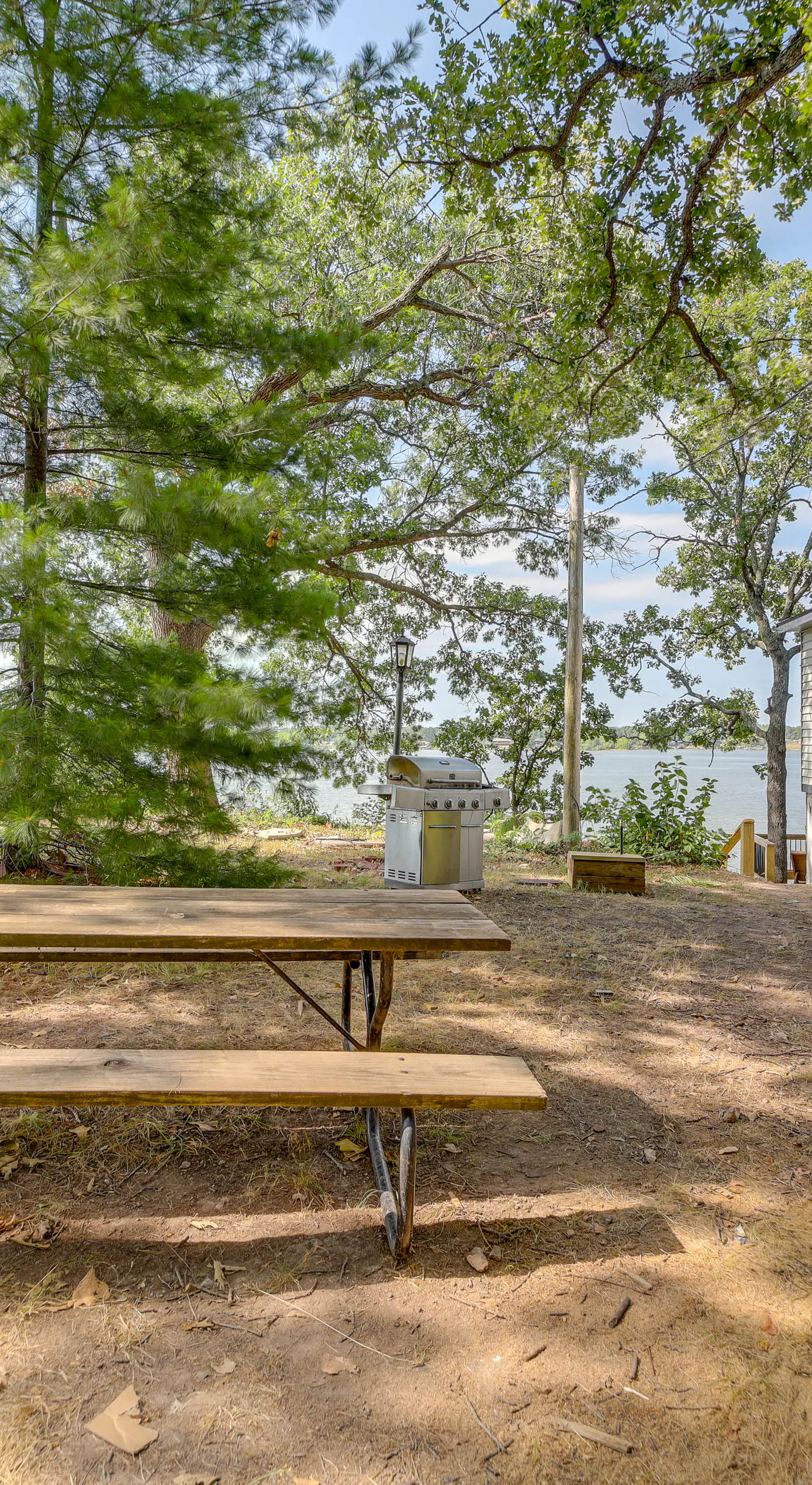 Private Hot Tub & Dock: Lakefront Grove Retreat!
